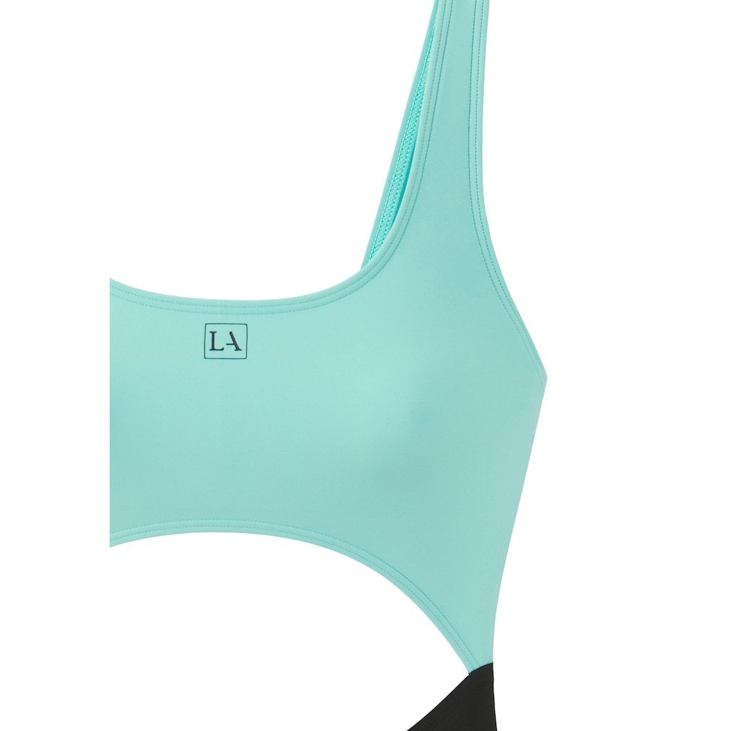 LASCANA ACTIVE Badeanzug, mit modischem Cut-Out
