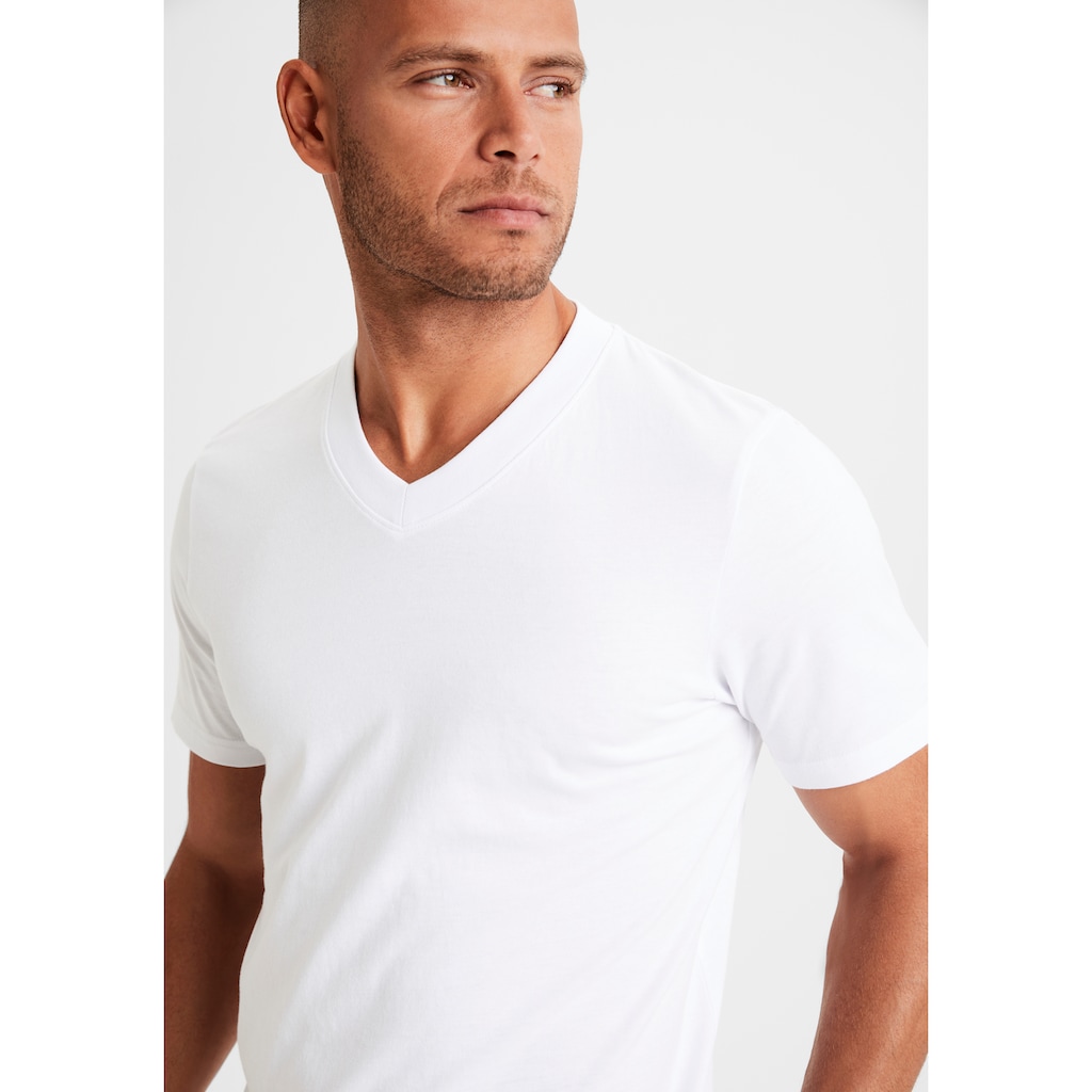 KangaROOS T-Shirt »Regular Fit,«, (2er-Pack), Freizeitshirt mit Kurzarm, V-Ausschnitt aus reine Baumwolle