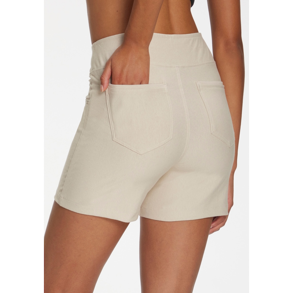H.I.S Shorts, im Schlupfhosen Style