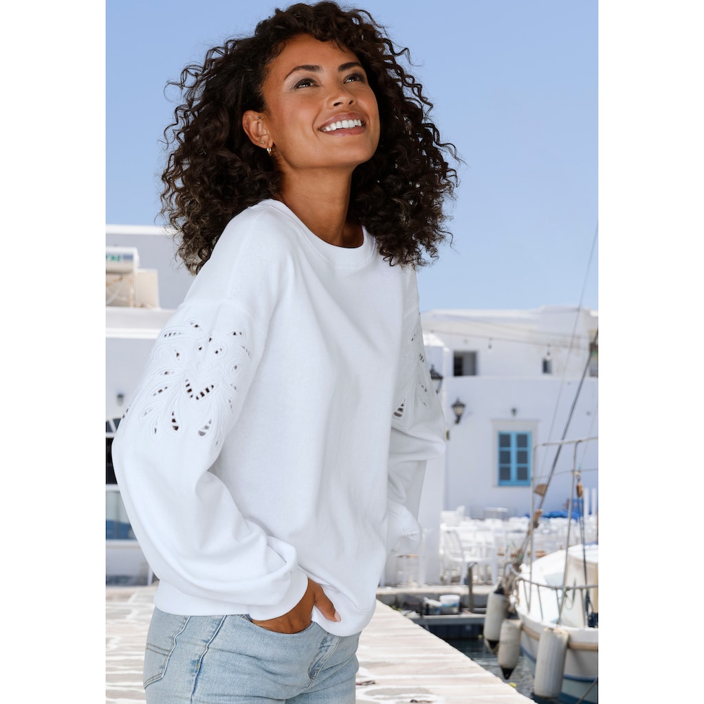 Vivance Sweatshirt, mit Lochstickerei, weicher Baumwoll-Mix