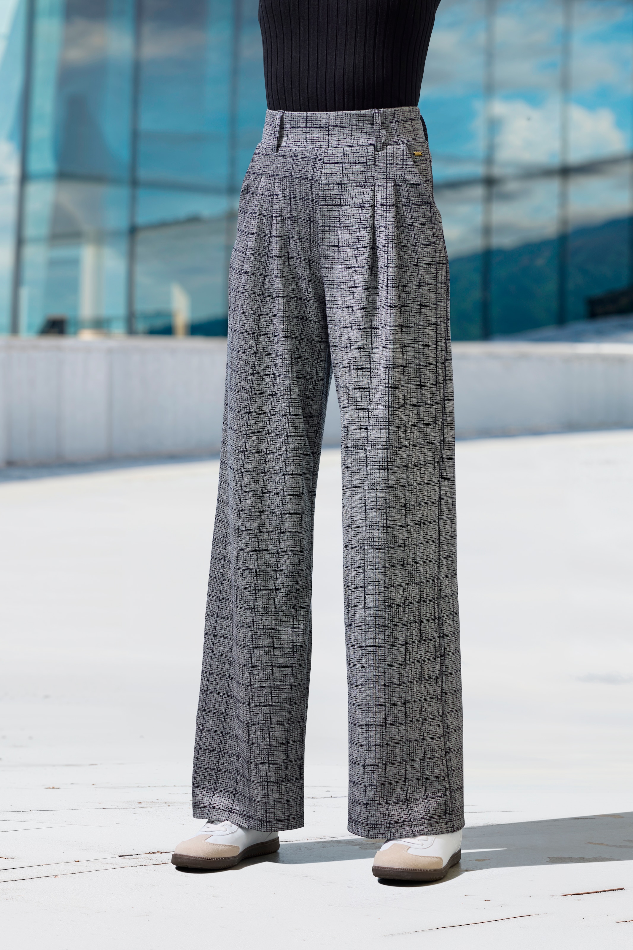 LASCANA Schlupfhose »extra Weit mit Bundfalten«  mit Jacquard Strickmuster oder uni schwarz