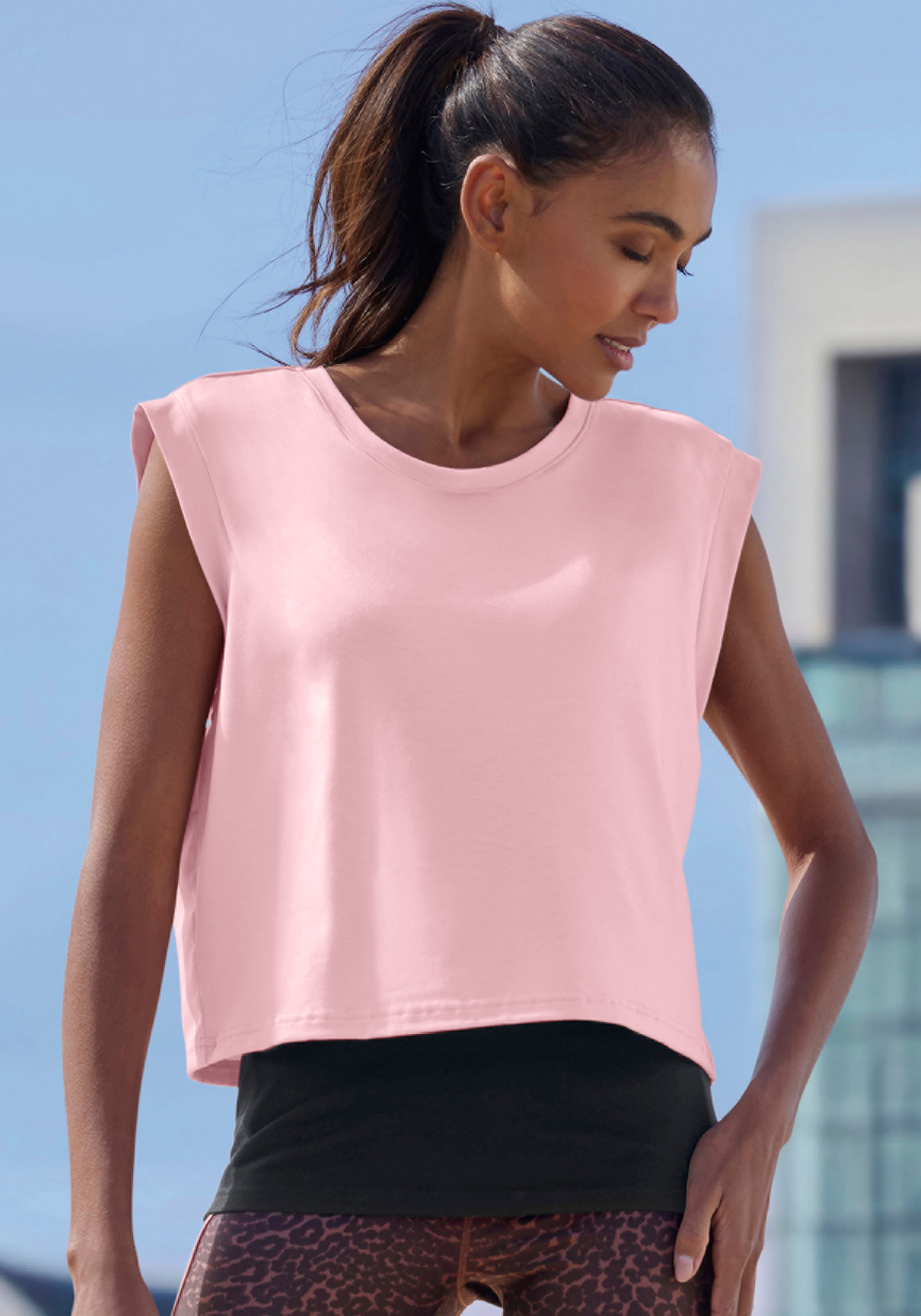 LASCANA ACTIVE 2-in-1-Shirt, im doppellagigen Look