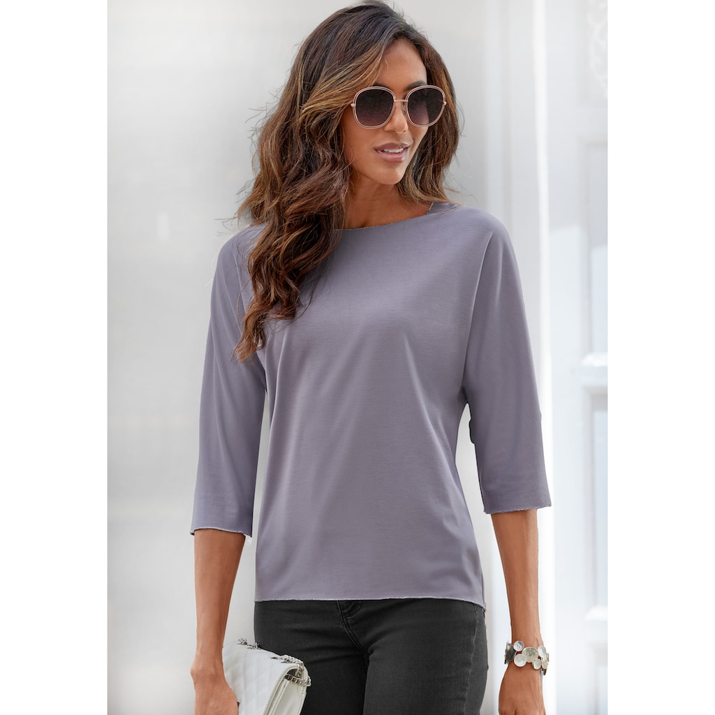 LASCANA Rundhalsshirt »mit eleganten Glitzerabschlüssen«, aus pflegeleichter Qualität