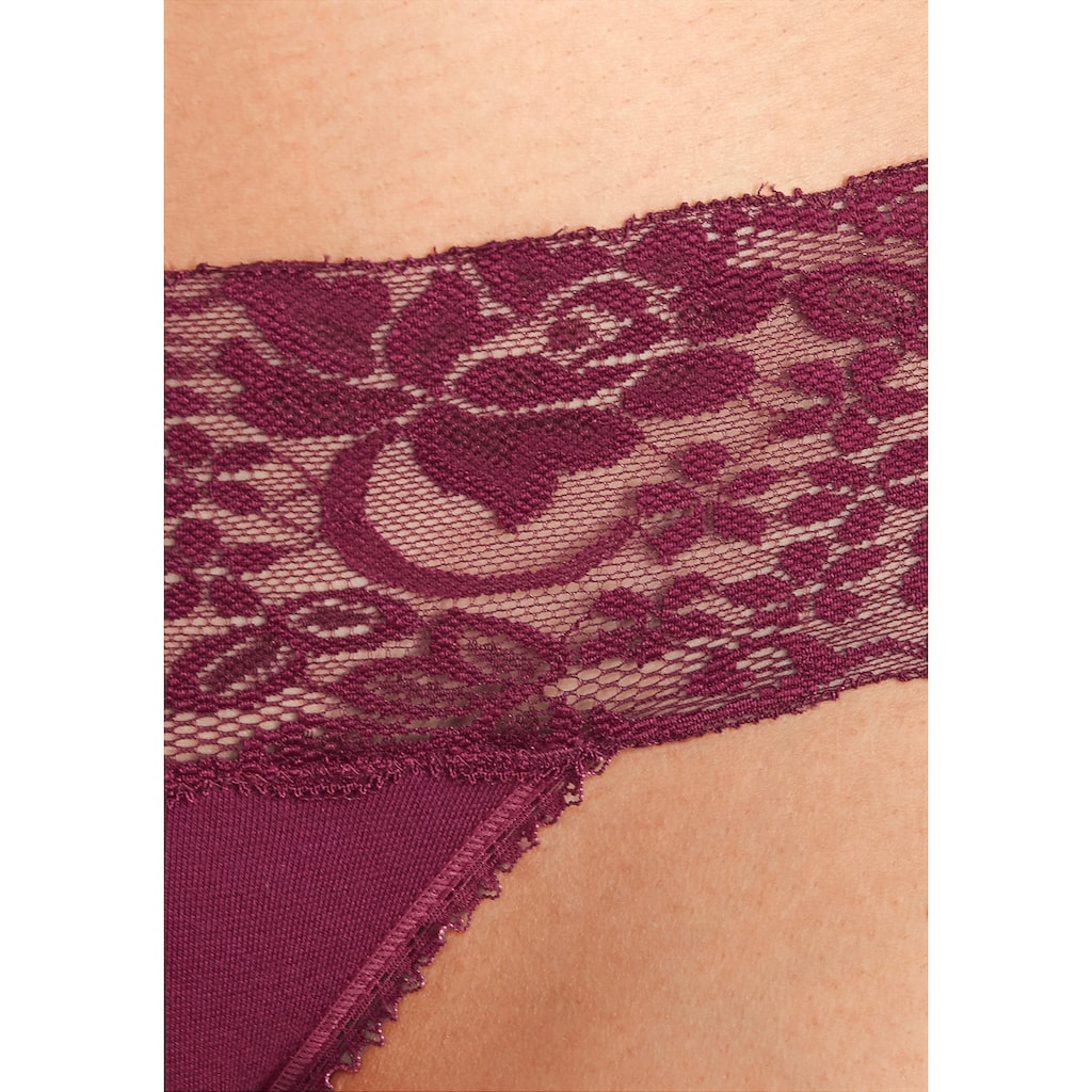 Vivance Brasilslip, (3er-Pack), aus elastischer Baumwolle mit floraler Spitze