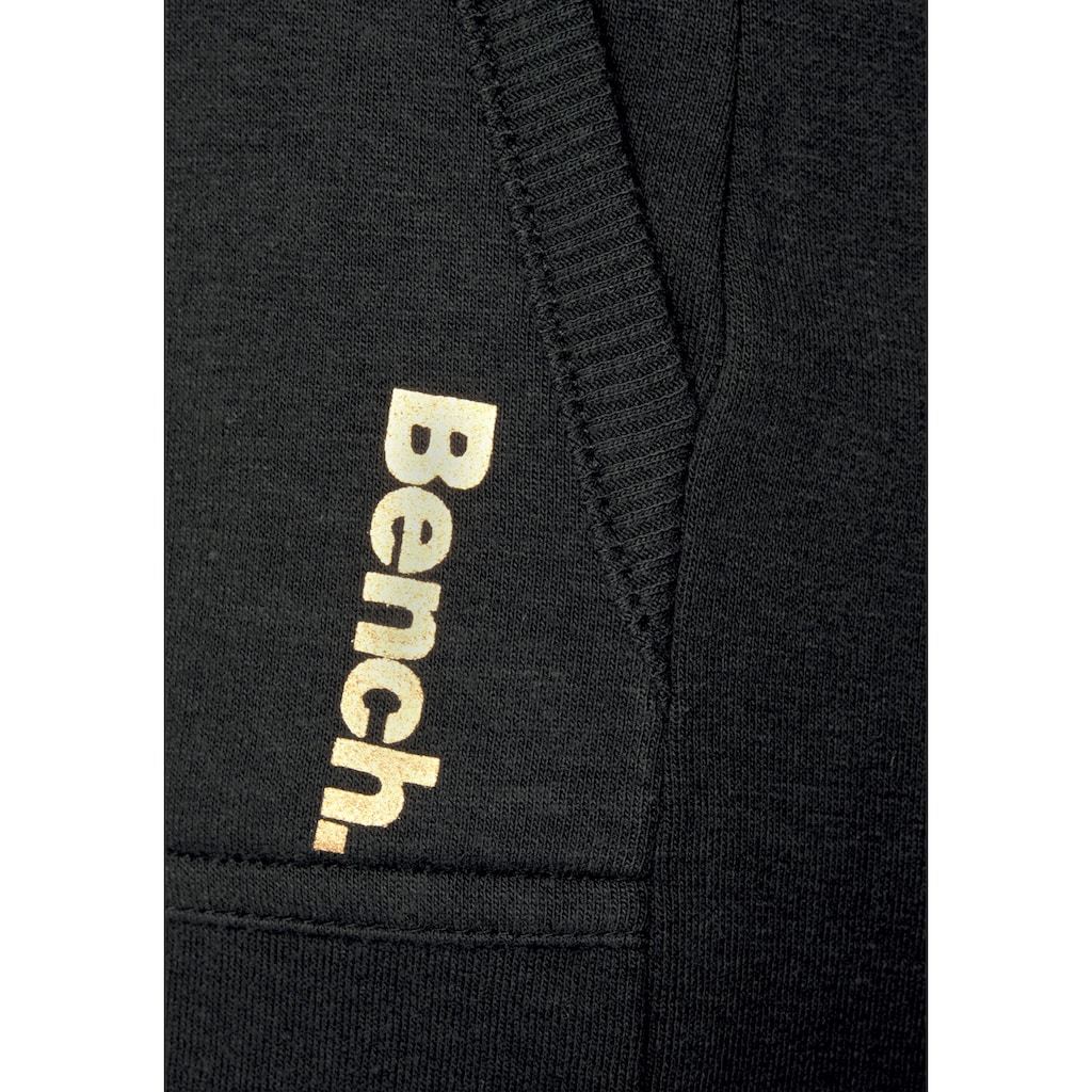 Bench. Loungewear Bermudas, mit aufgeschlagenen Beinsäumen und seitlichen Taschen, Loungewear