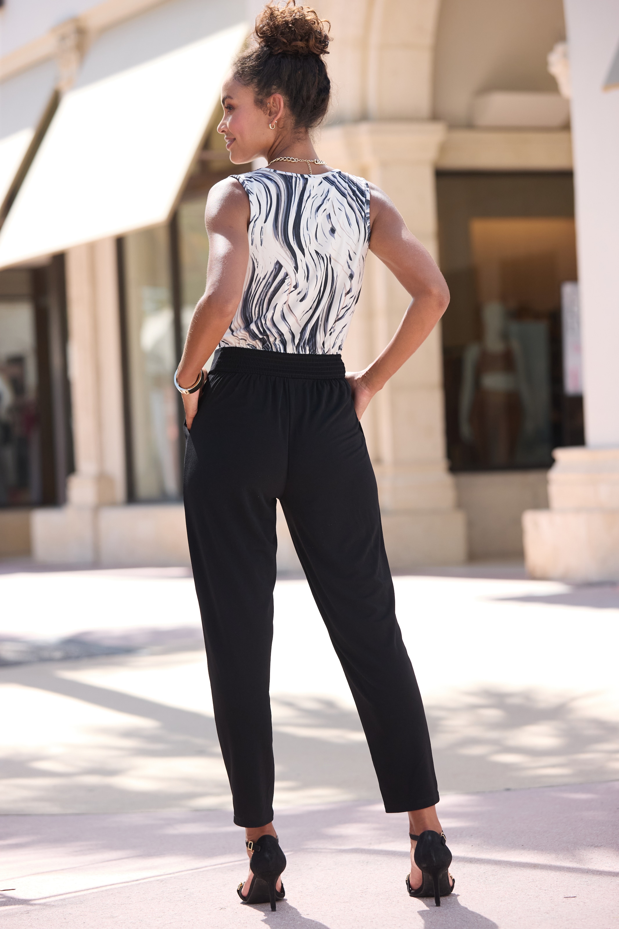LASCANA Overall, mit bedrucktem Oberteil, eleganter Jumpsuit, Business-Look, festlich