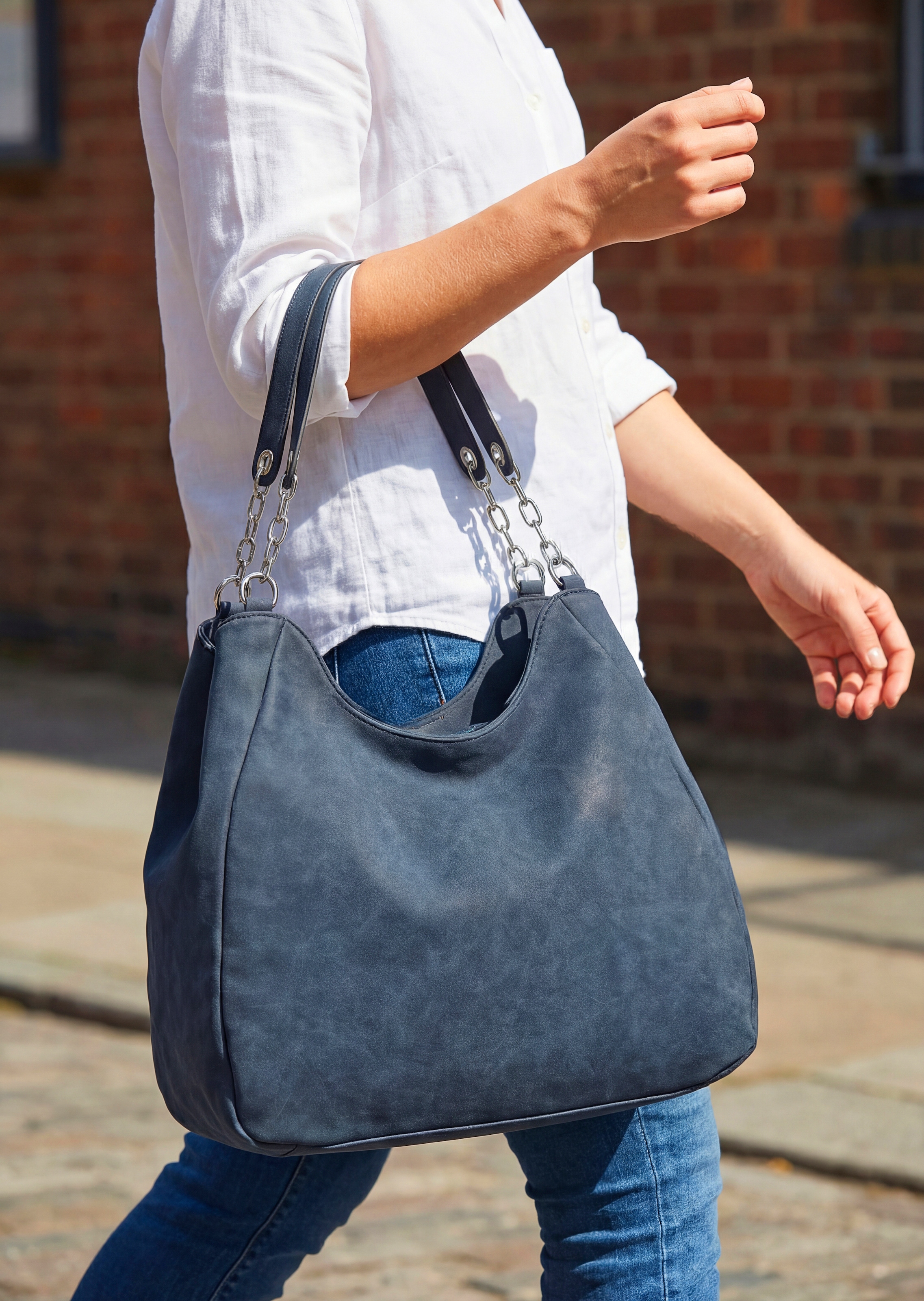 Vivance Henkeltasche »Schultertasche« mit silberfarbenen Details, Damentasche, Shopper, Handtasche VEGAN