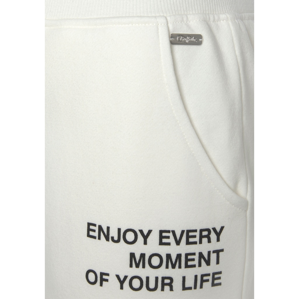 Buffalo Jogginghose, mit seitlichen Eingrifftaschen, Loungeanzug