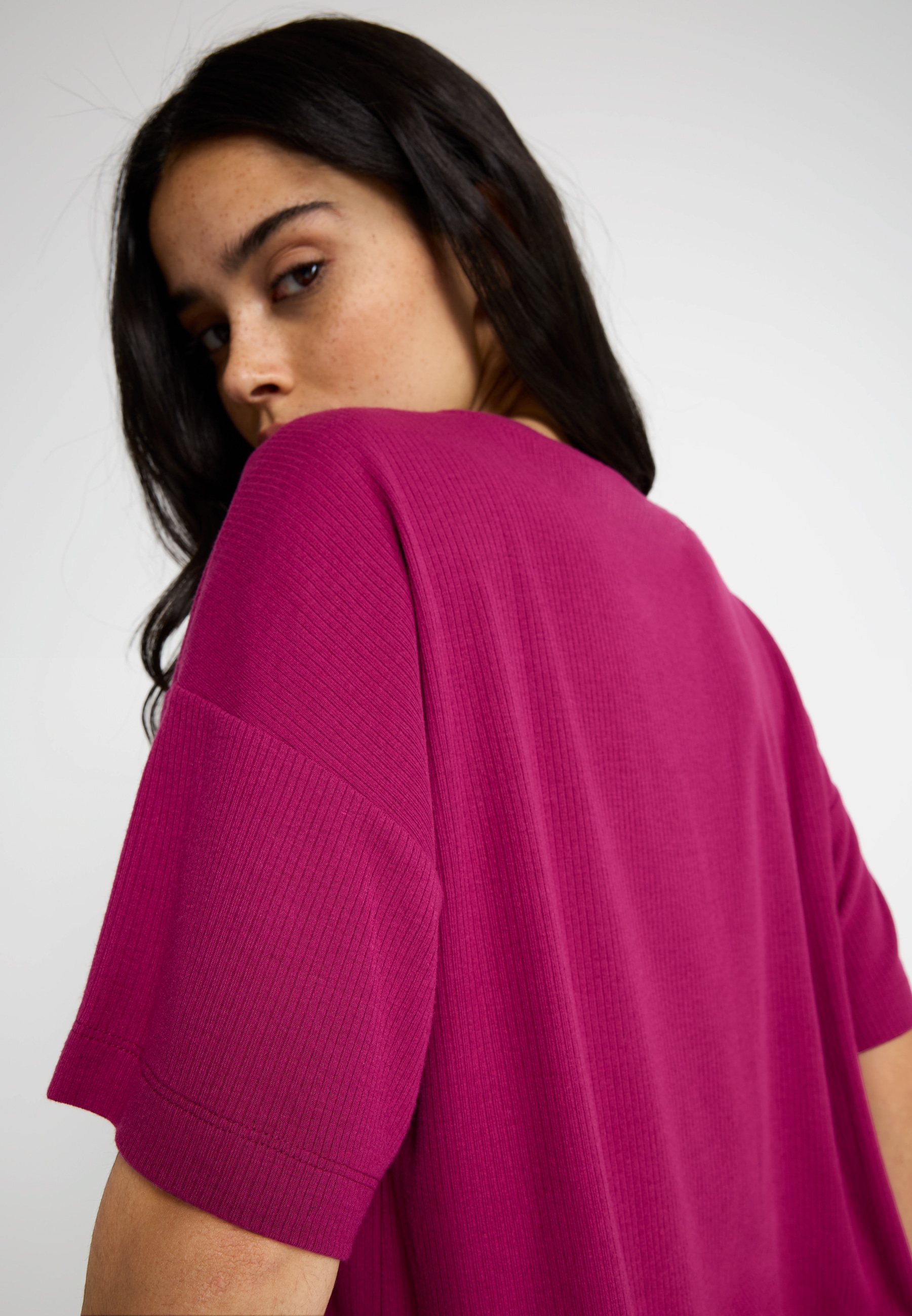 LSCN by LASCANA Shorty, (2 tlg.), mit kleiner Zierknopfleiste