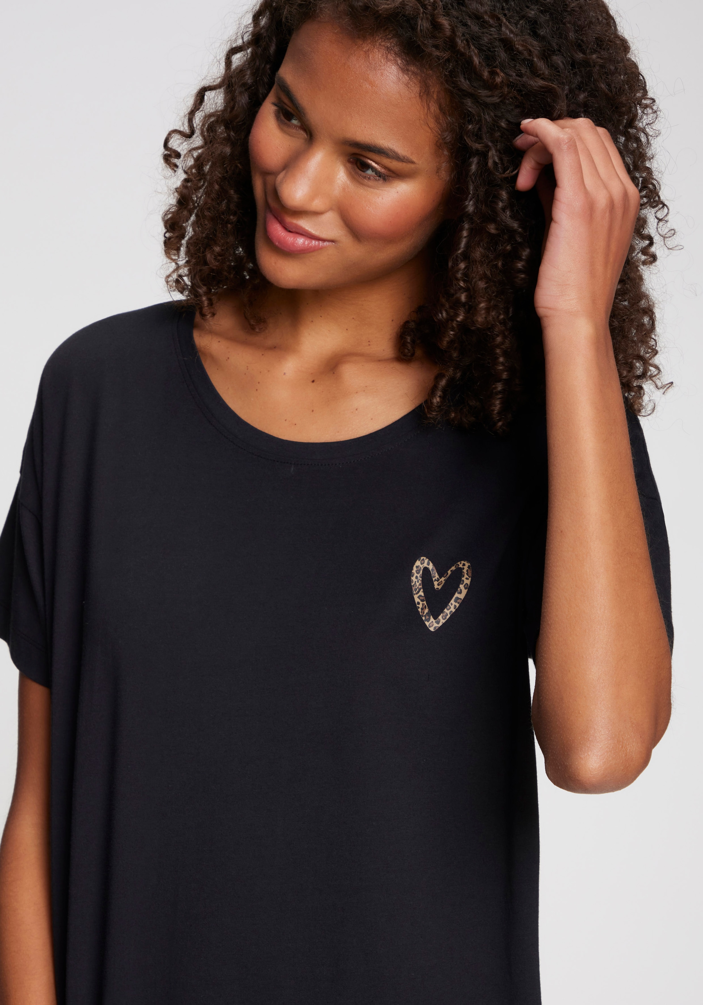 s.Oliver Nachthemd 1 tlg. tlg. mit kleinem Herzprint auf der Brust