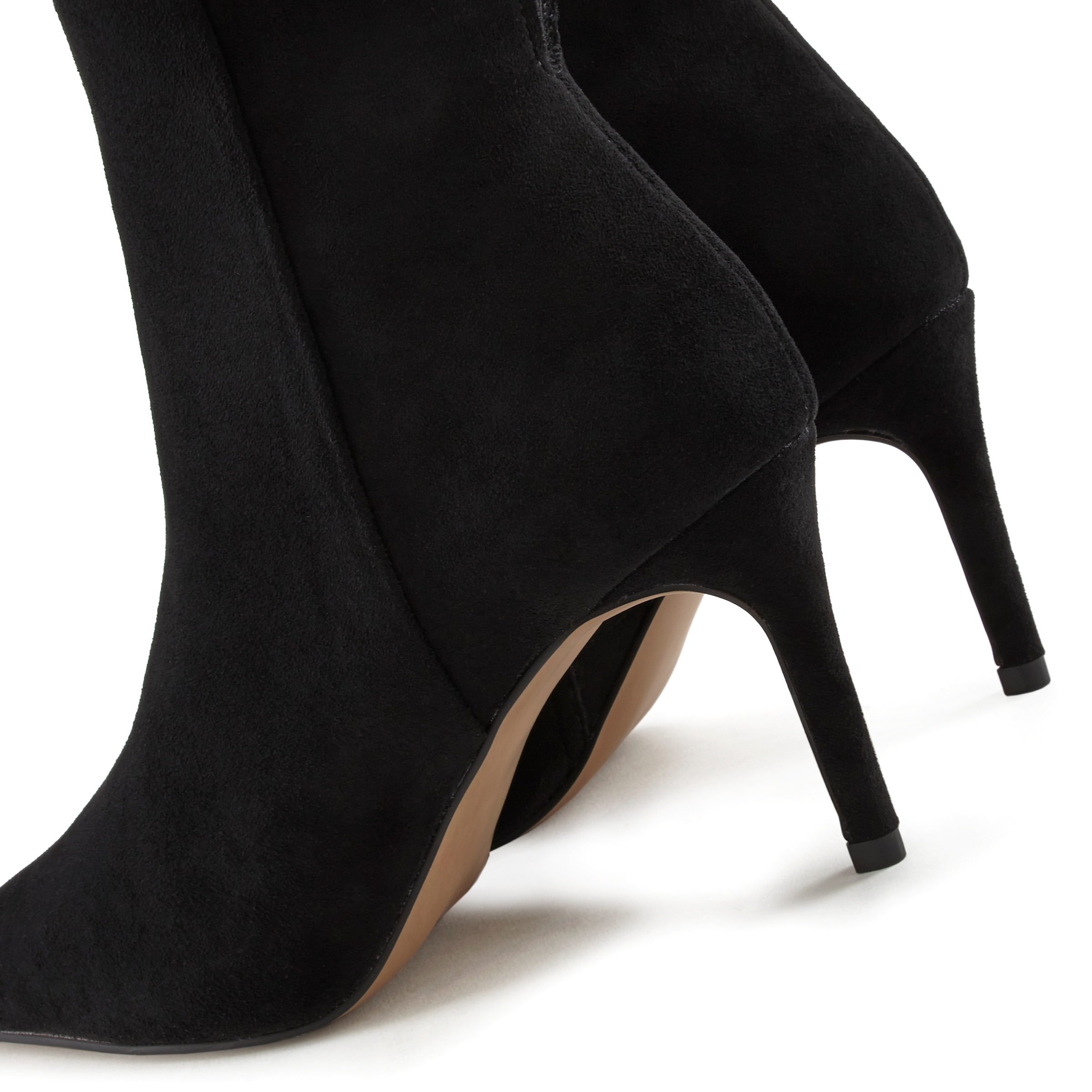 LASCANA High-Heel-Stiefelette, in spitzer Form & Pfennigabsatz, Reissverschluss Stiefel VEGAN