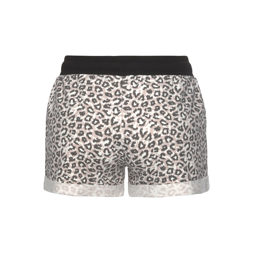 LASCANA Shorts, mit Rippbündchen und Umschlagsaum