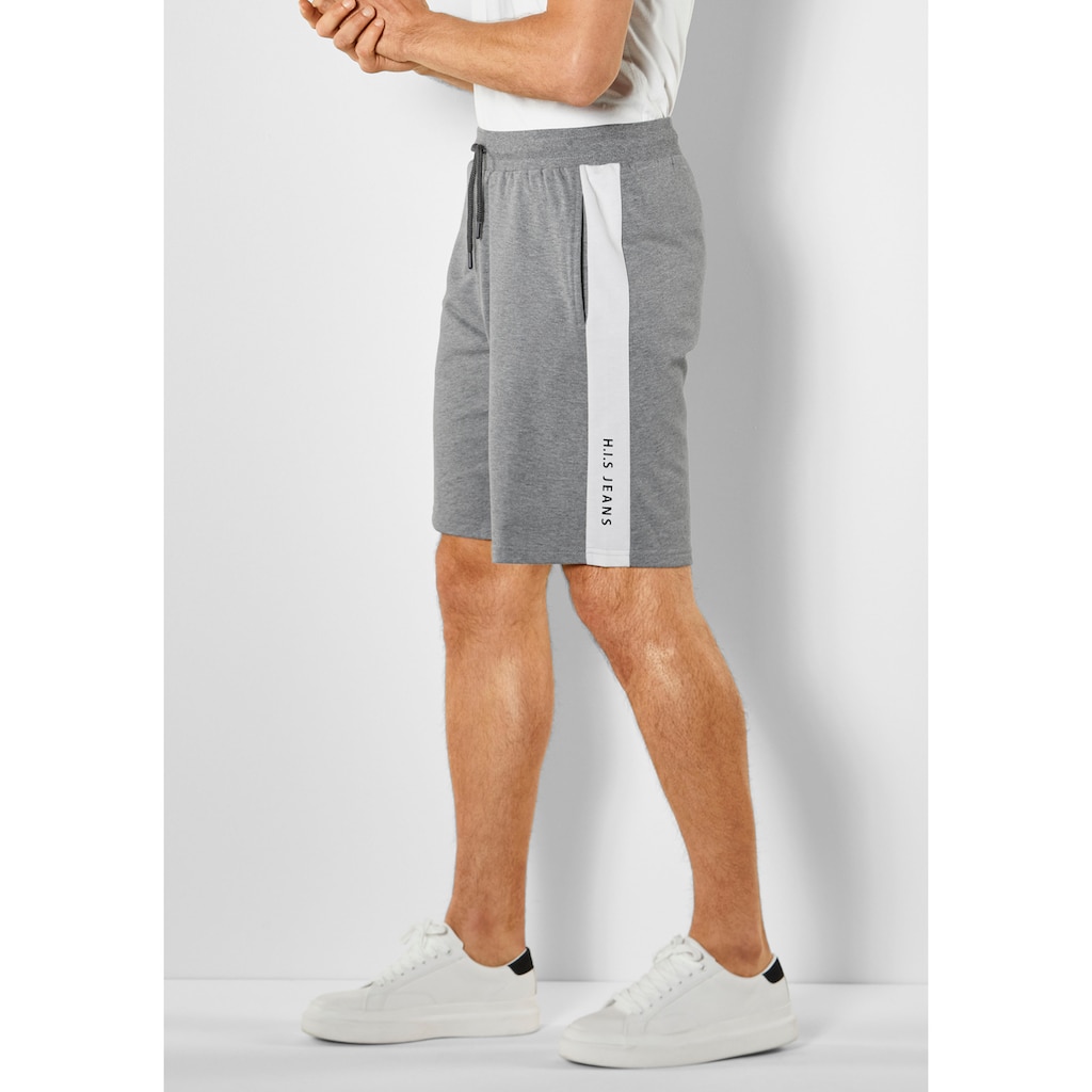 H.I.S Sweatshorts, seitlicher Streifen mit Logodruck