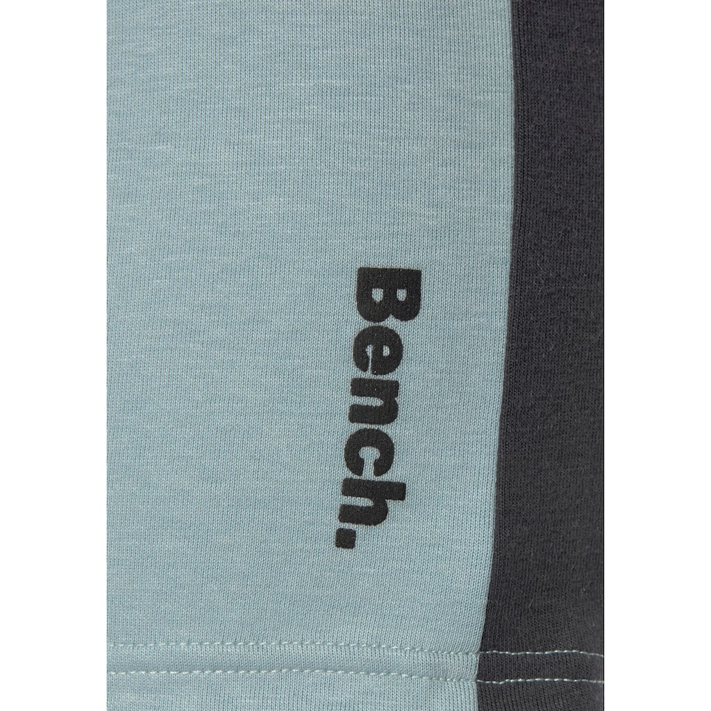 Bench. Loungewear Relaxshorts, mit Seitenstreifen, Loungewear