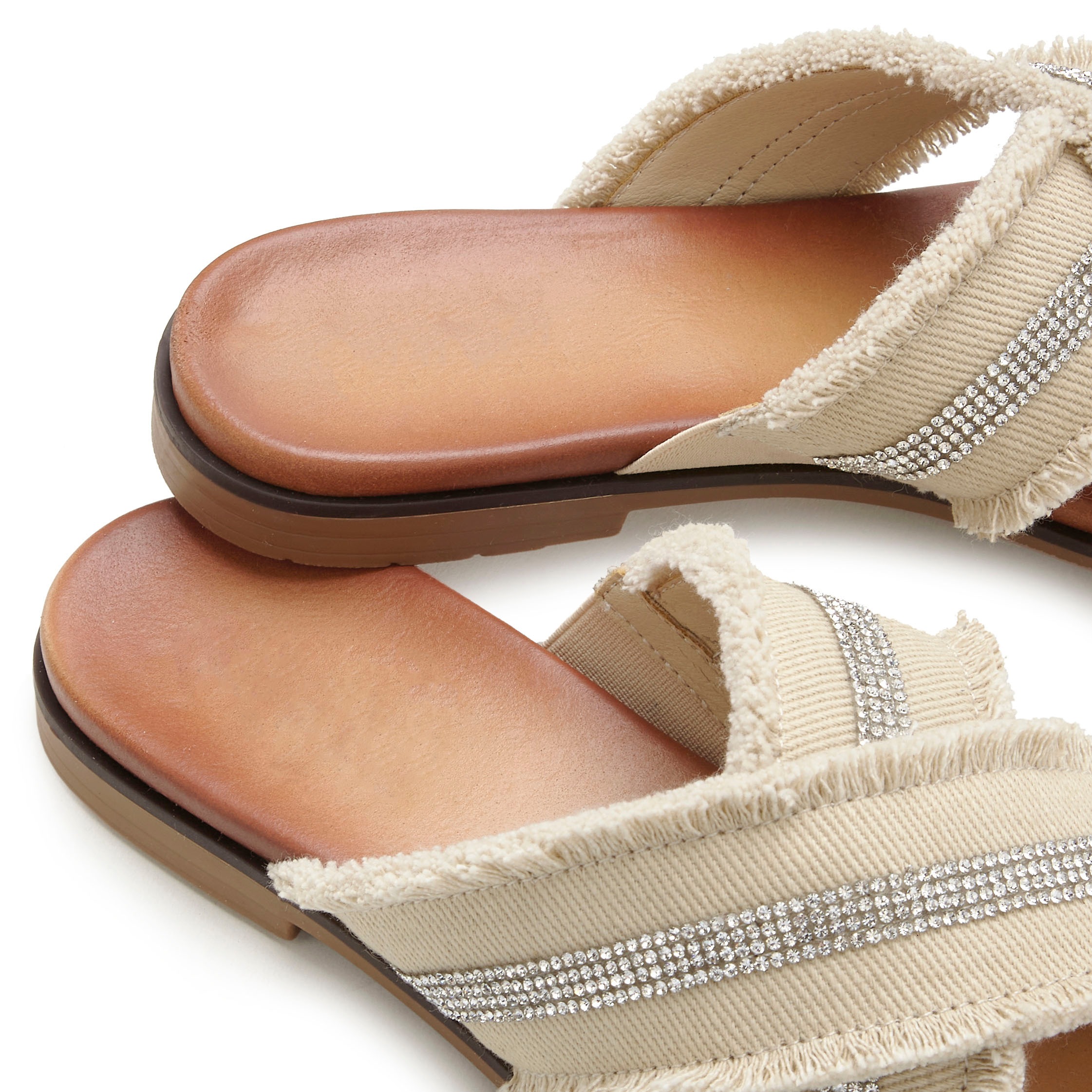 Vivance Pantolette »Mule, Sandale, Sommerschuh«, mit dezenten Strasssteinchen und kleinen Fransen