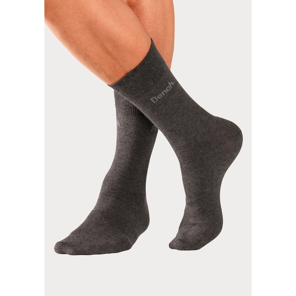 Bench. Basicsocken, (Packung, 4 Paar), in angenehm weicher Markenqualität