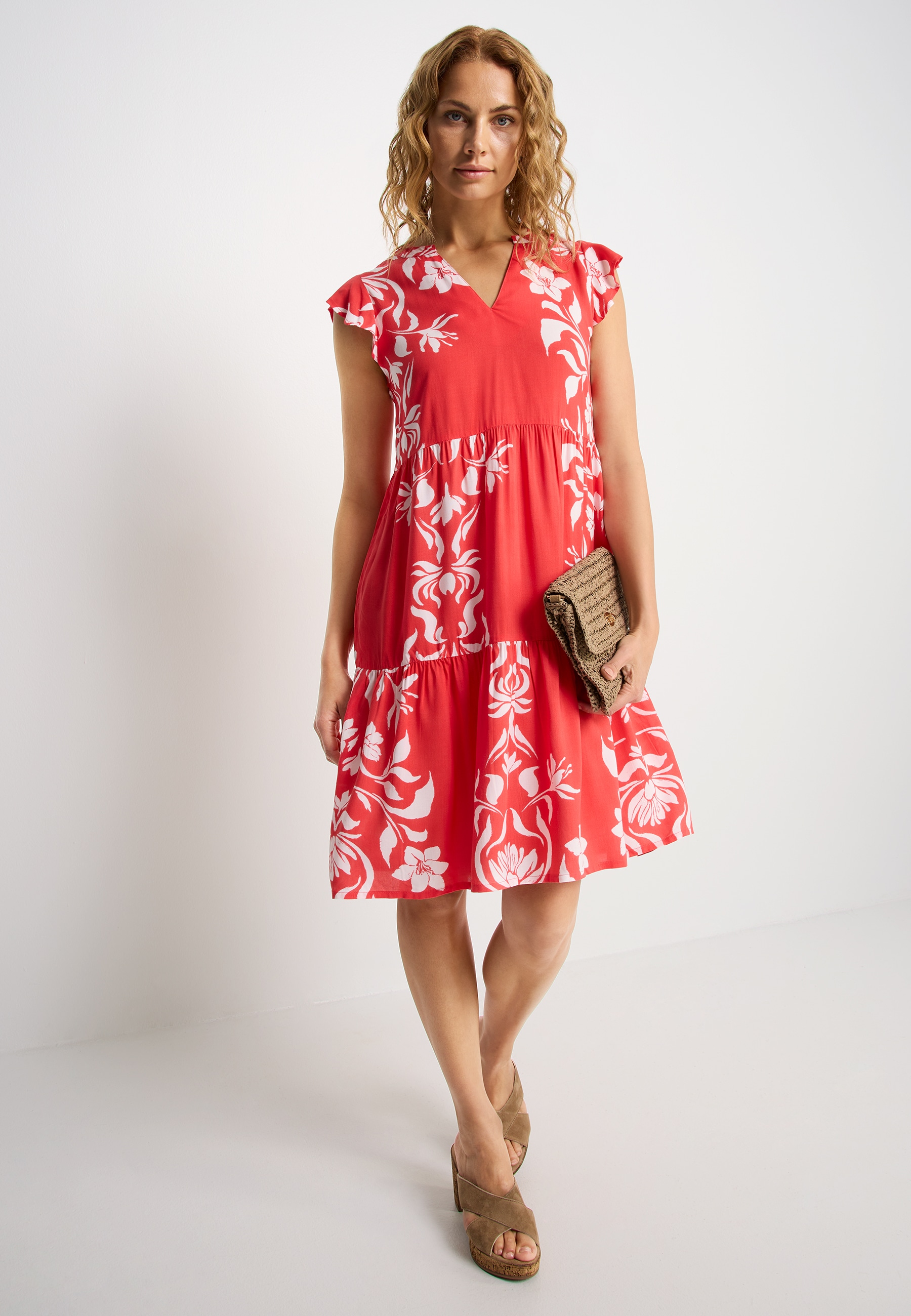 LASCANA Sommerkleid mit Blumenprint und süssen Flügelärmeln, Sommerkleid, Strandkleid