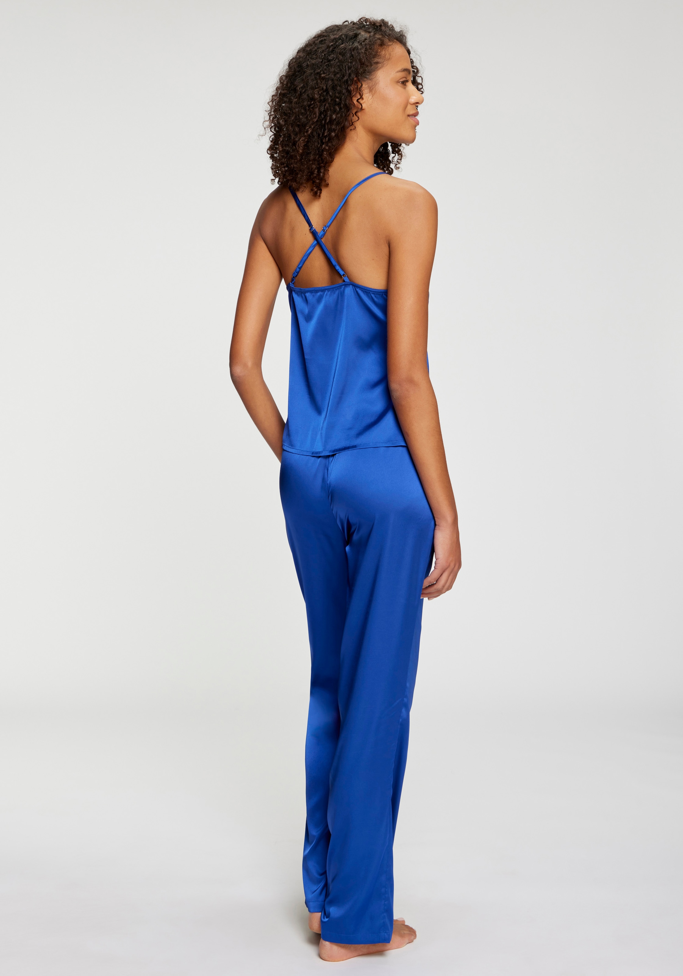 LASCANA Pyjama Set, 2 tlg. mit seitlichen Bändern zum Verschliessen