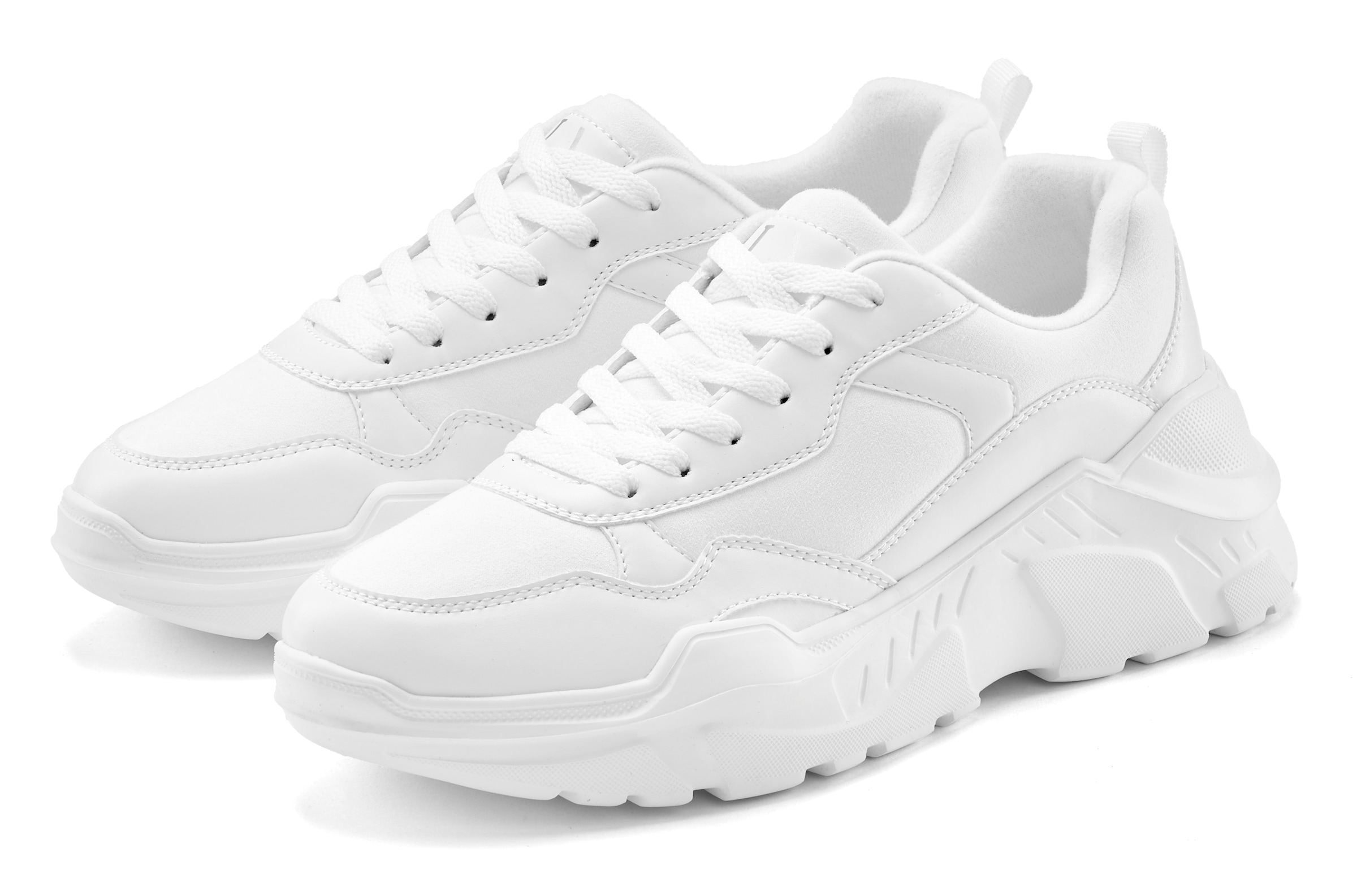 LASCANA Sneaker, Halbschuh, Sportschuh, leichte Chunky Sohle, weiche Innensohle VEGAN