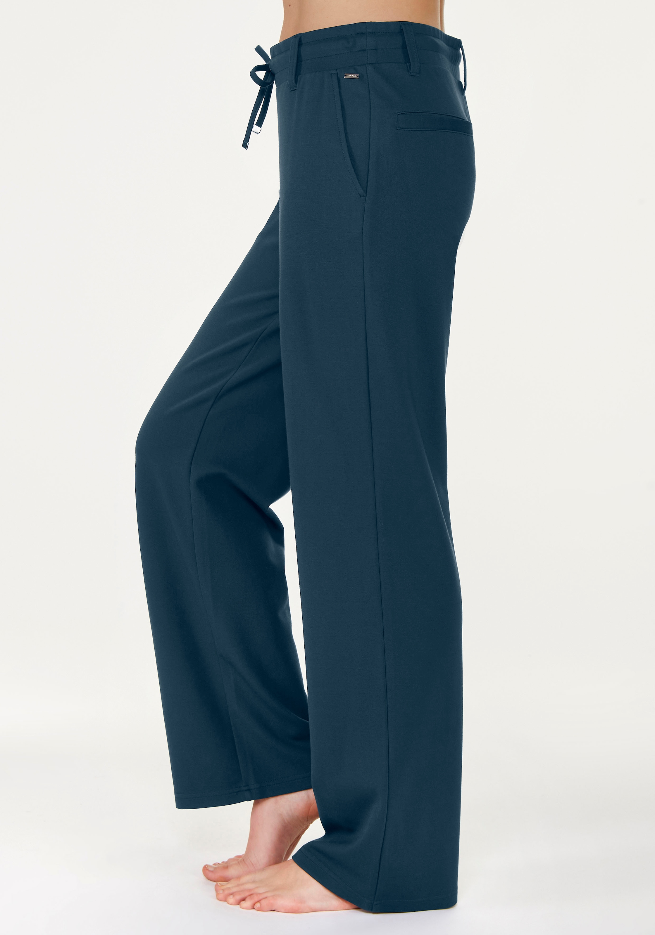 LASCANA Homewearhose  in weich fliessendem Material, Loungewear