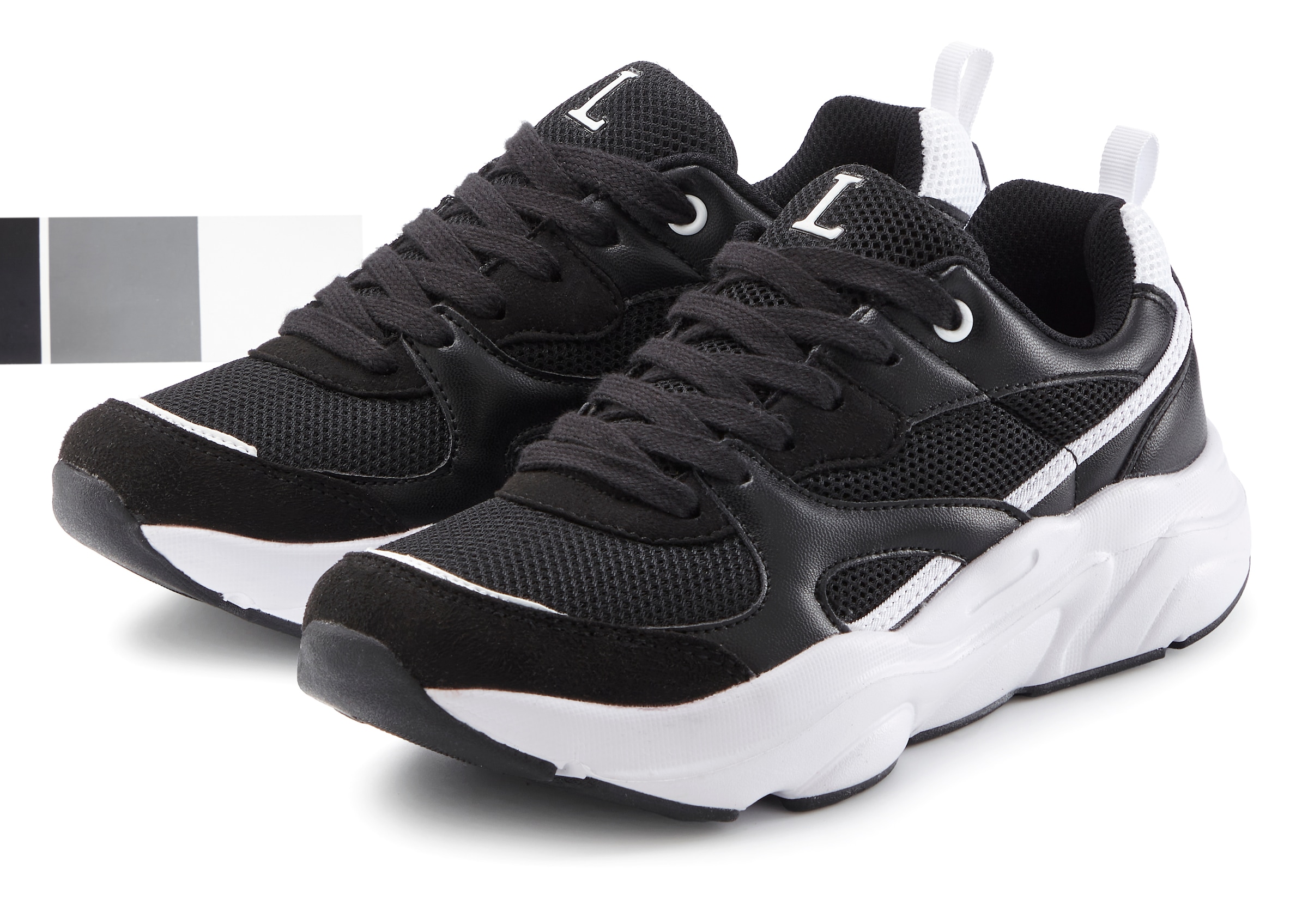 LASCANA Sneaker, mit ultraleichter Chunky-Sohle, Schnürhalbschuh, Freizeitschuh