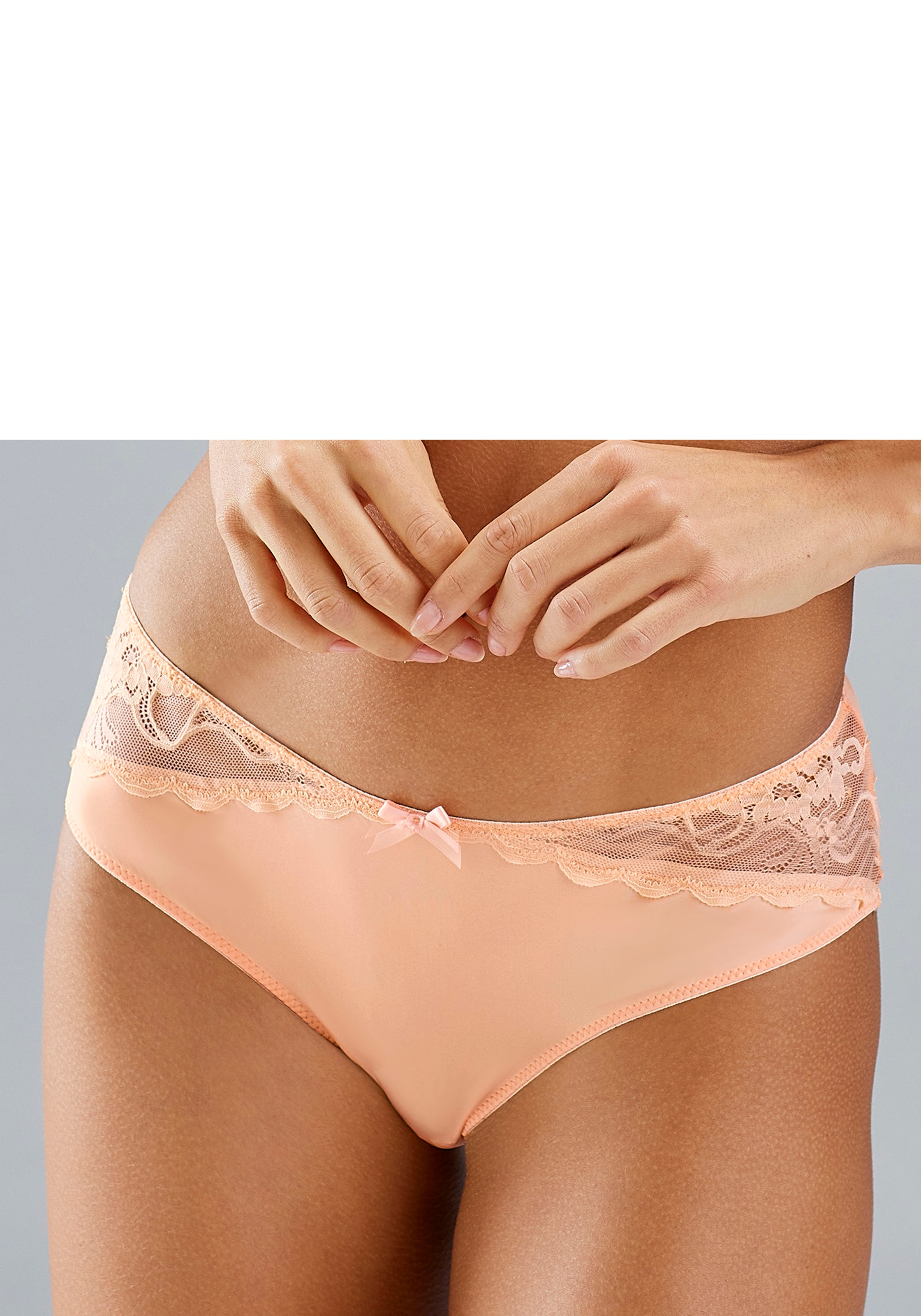LASCANA Tanga »Vittoria« mit Spitzeneinsätzen
