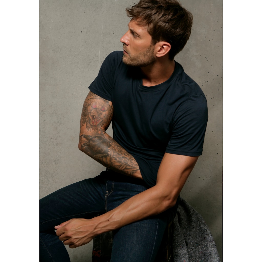 H.I.S T-Shirt, (Packung, 3 tlg.), aus Baumwolle perfekt als Unterziehshirt