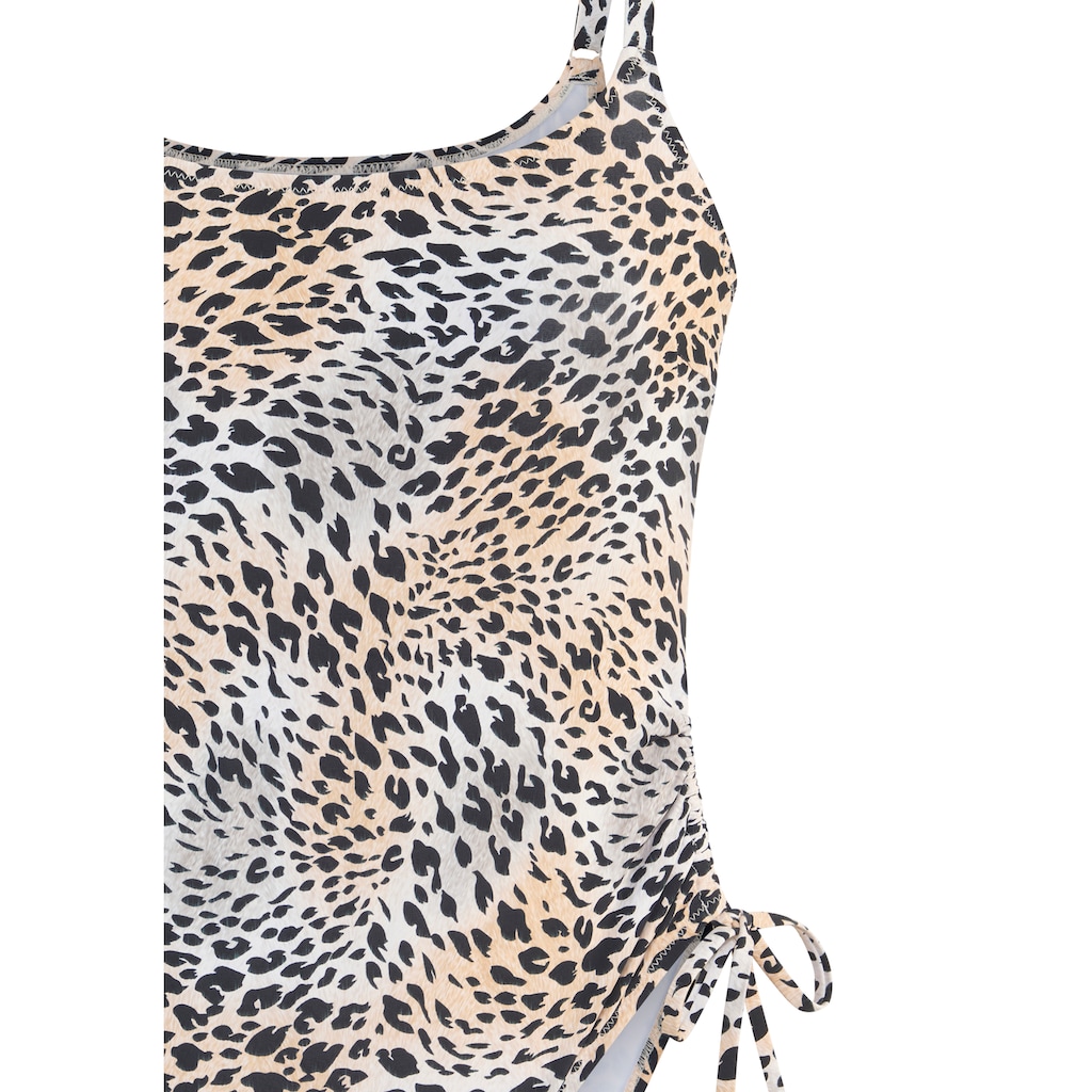 LASCANA Badeanzug »Silea«, Mit modischem Animalprint