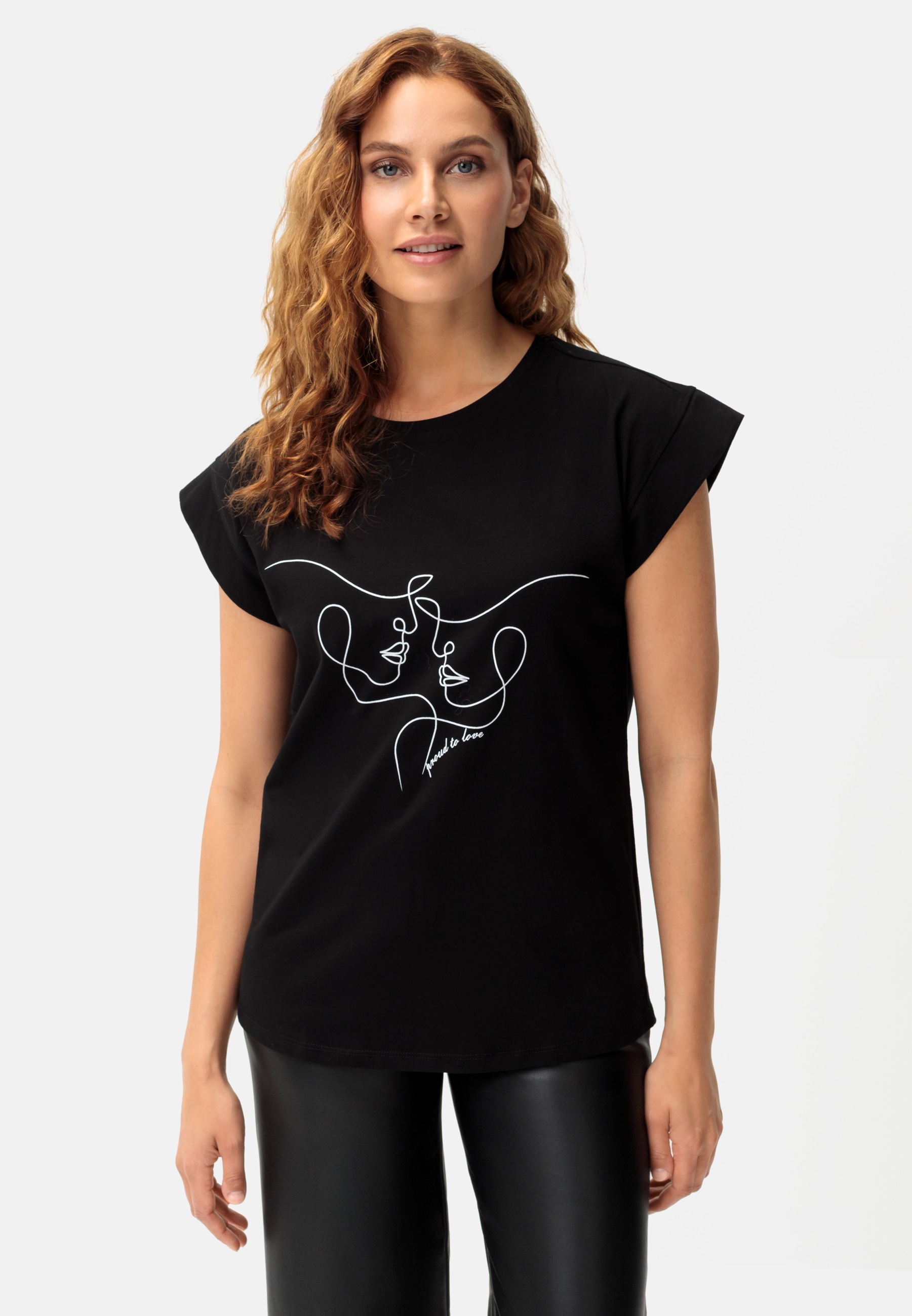 LASCANA Kurzarmshirt mit Frontdruck, T-Shirt aus Baumwolle, Printshirt, Basic