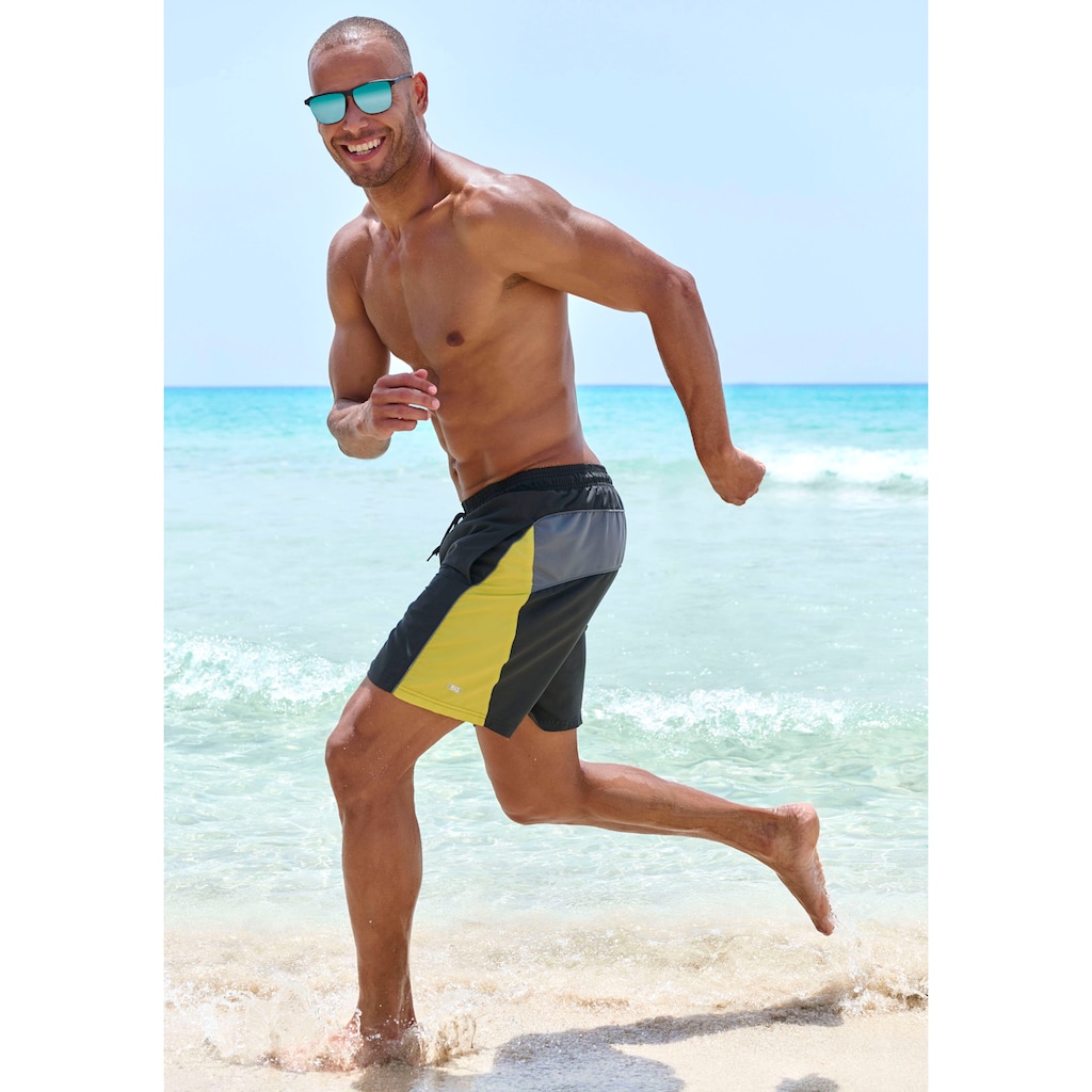 H.I.S Badeshorts, im Colorblocking-Design