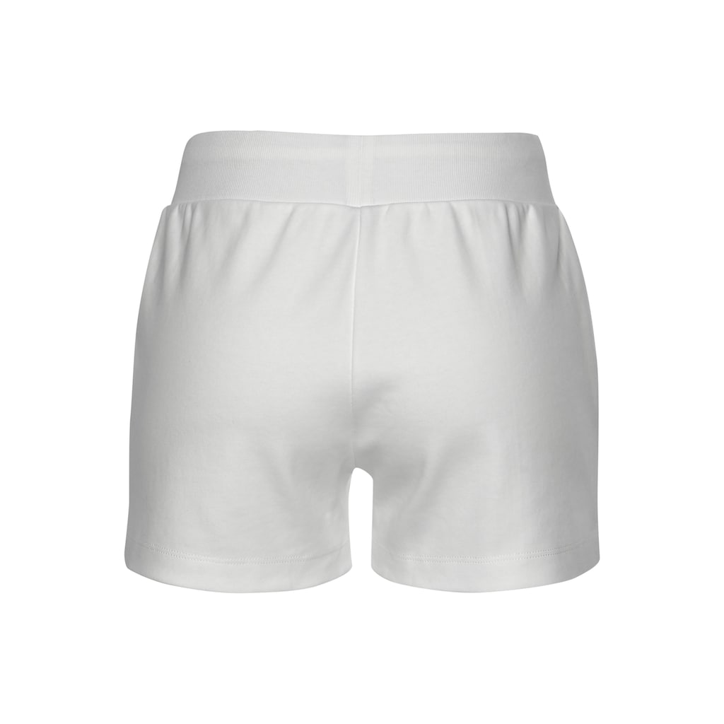 Bench. Loungewear Relaxshorts, mit kleiner glänzenden Logostickerei, Loungeanzug