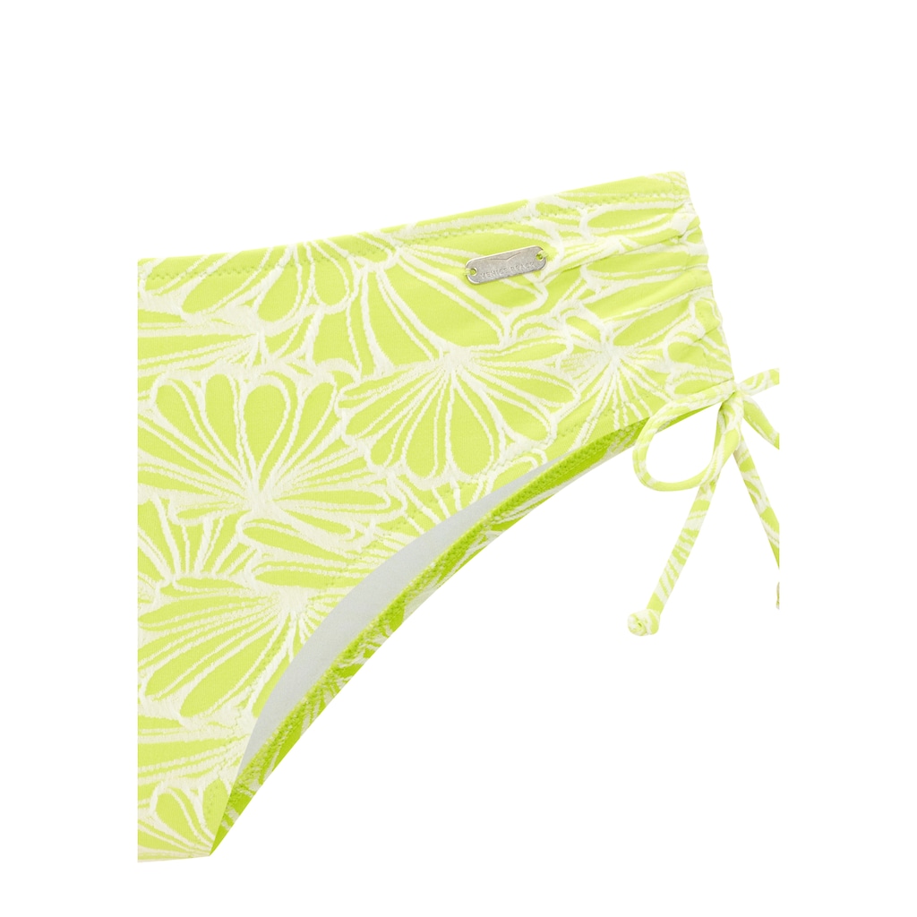 Venice Beach Bikini-Hose »Peony«, in höherer Schnittform und modischer Strukturware