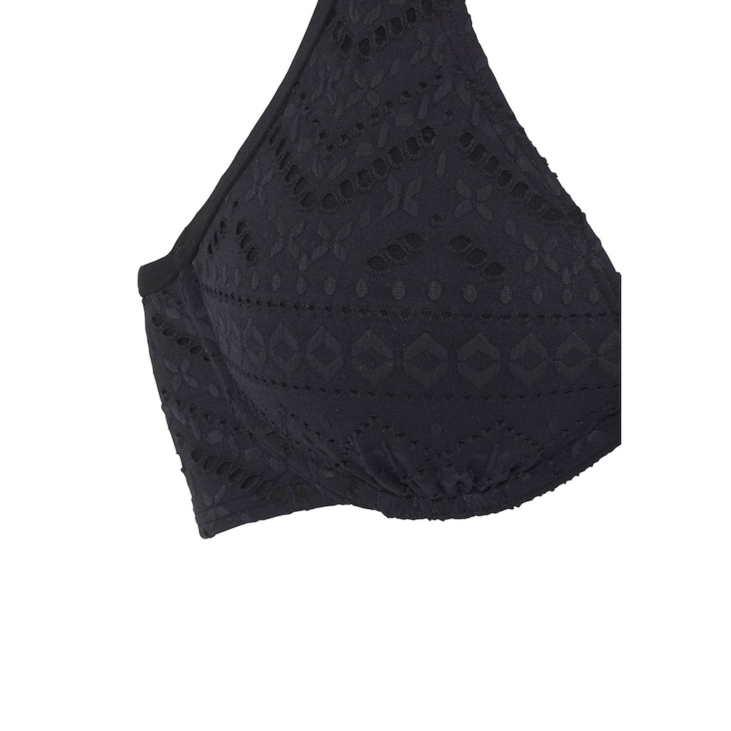 LASCANA Bügel-Bikini-Top »Omara«, mit Lochstickerei