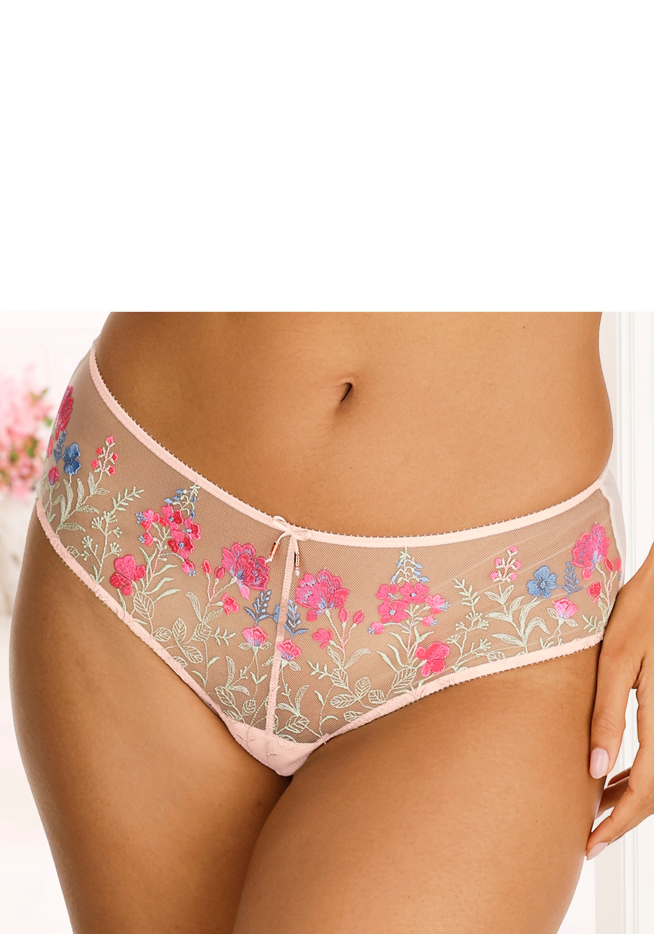 LASCANA Stringpanty »Maria«, mit bunten Blumen aus Stickereispitze