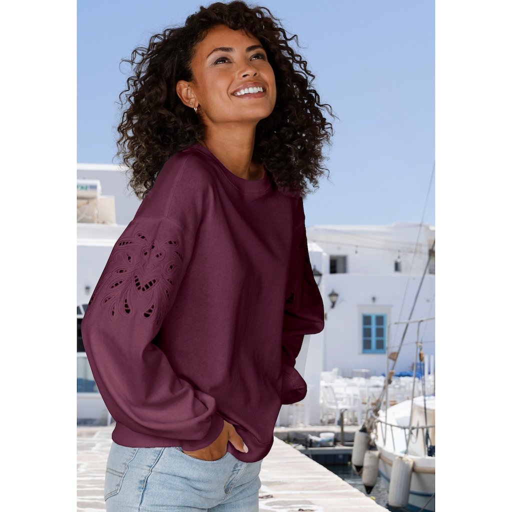 Vivance Sweatshirt, mit Lochstickerei, weicher Baumwoll-Mix