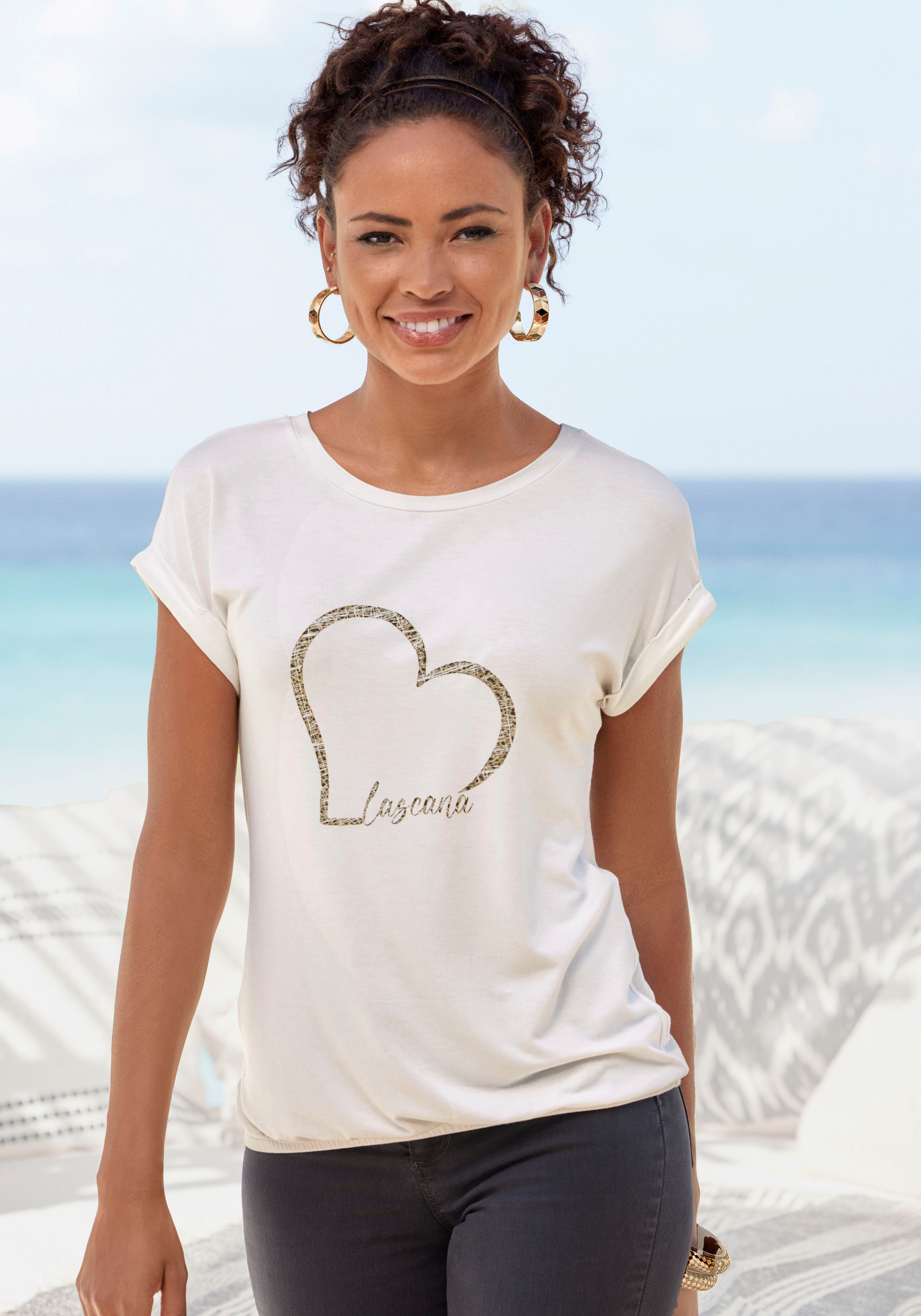 LASCANA T-Shirt, Shirt mit Logo-Print aus Viskosemischung