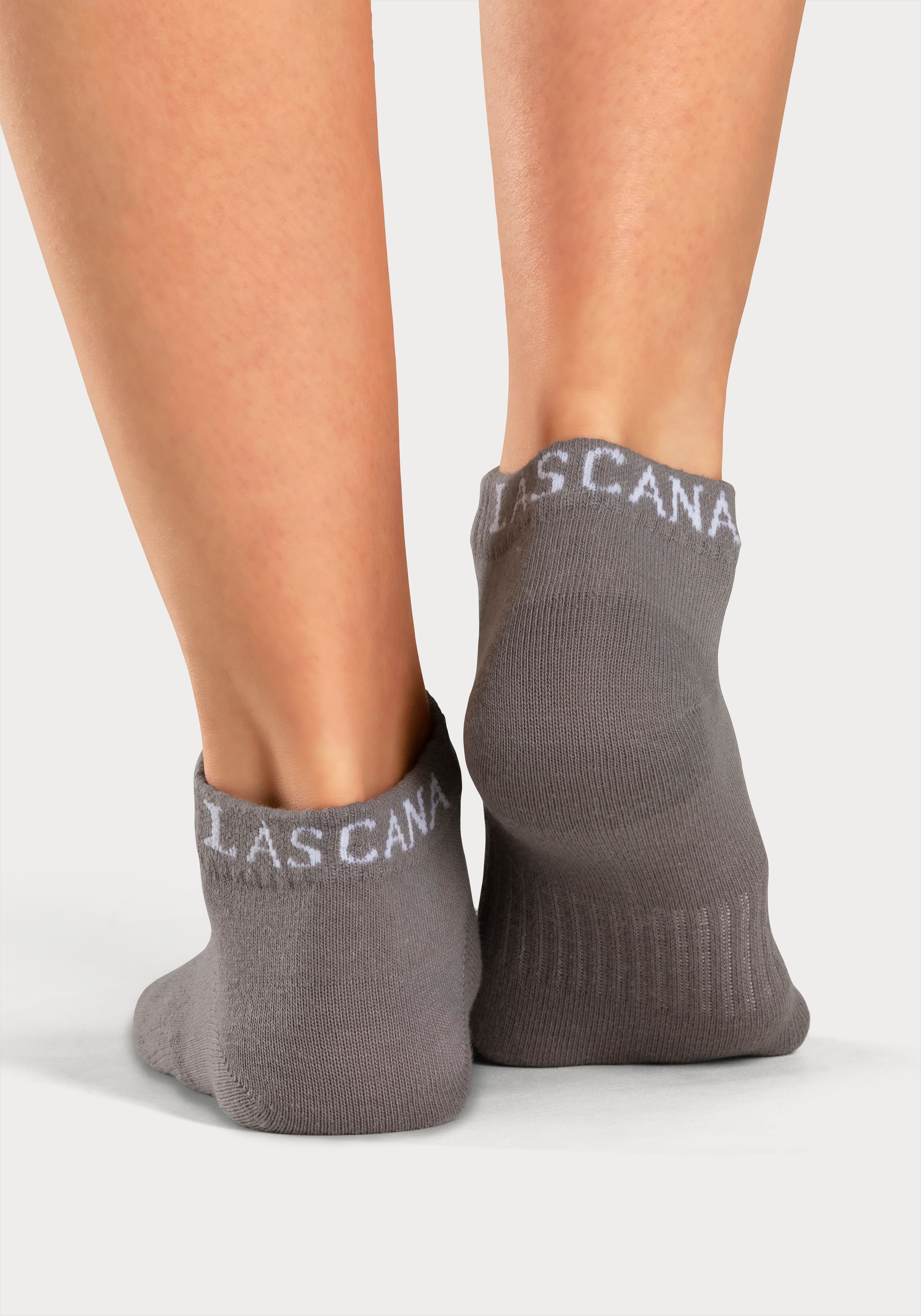 LASCANA ACTIVE Sneakersocken, (Set, 6 Paar), mit eingestricktem Marken Logo  » LASCANA | Acheter des mode balnéaire, des sous-vêtements et de la  lingerie en ligne