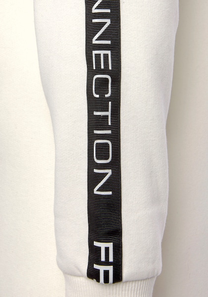French Connection Sweatkleid »-Loungekleid«, mit Stehkragen und Logoprint Einsätzen auf den Ärmeln.