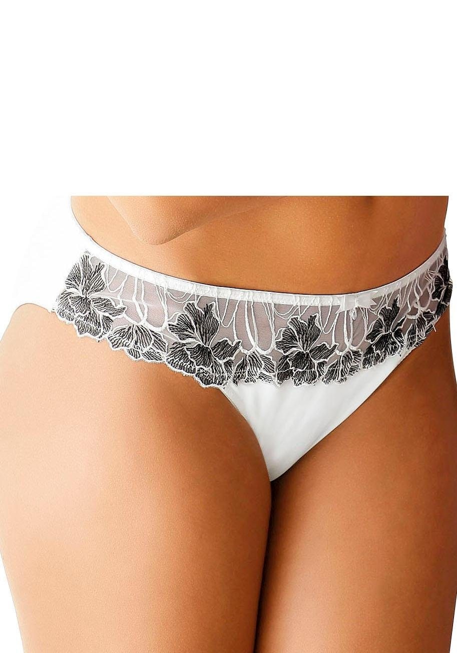 Image of LASCANA Slip, mit schöner Stickereispitze