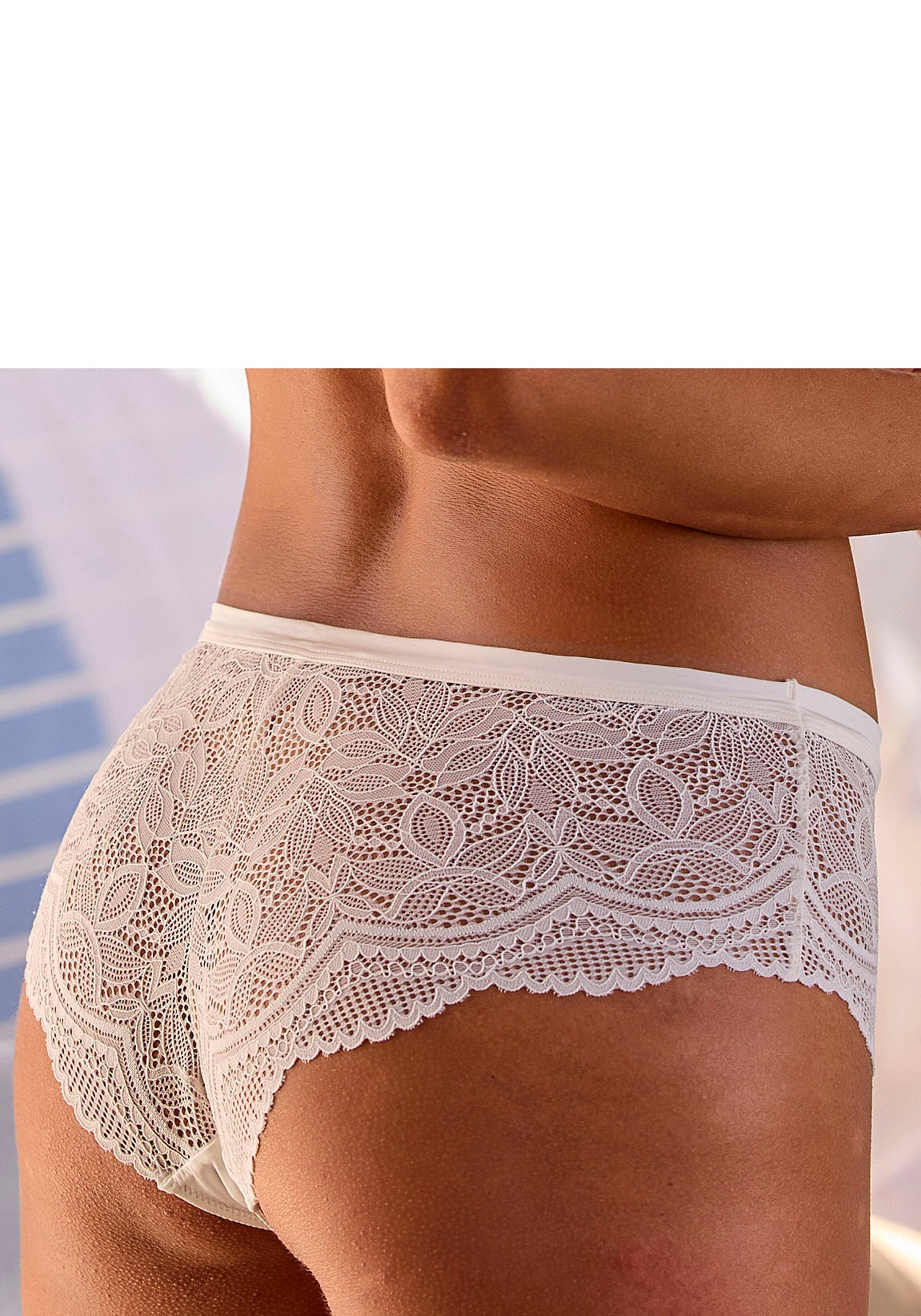 Nuance Panty, rundherum Spitze online kaufen & » Bademode, aus Lingerie | transparenter Unterwäsche LASCANA