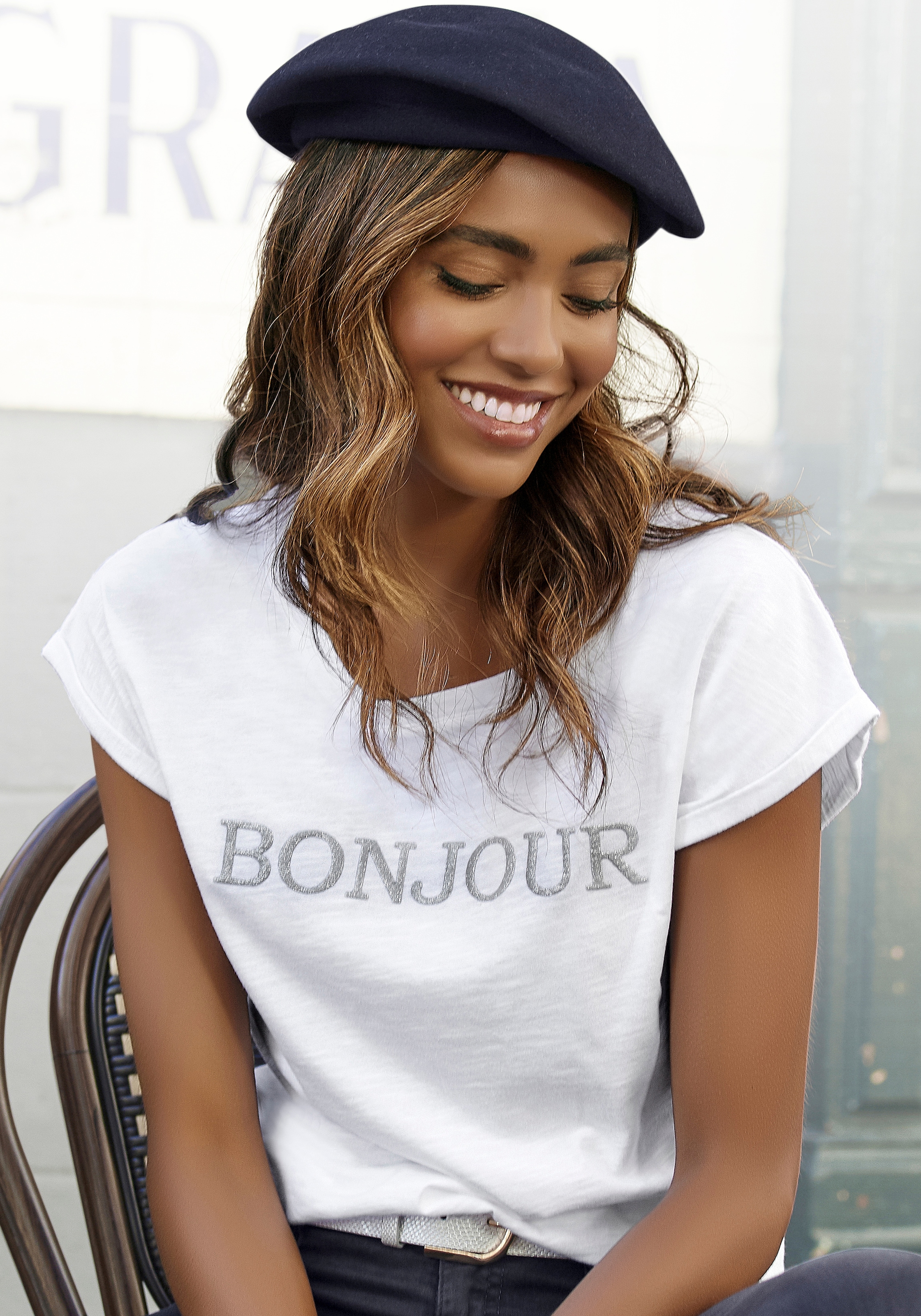 Shirt I günstig Kaufen-Vivance T-Shirt, mit modischem Frontdruck "Bonjour". Vivance T-Shirt, mit modischem Frontdruck "Bonjour" <![CDATA[T-Shirt von Vivance mit modischem Frontdruck 