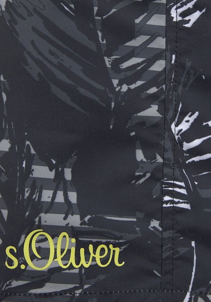 s.Oliver Badeshorts »Blade«, mit trendigem Palmenprint