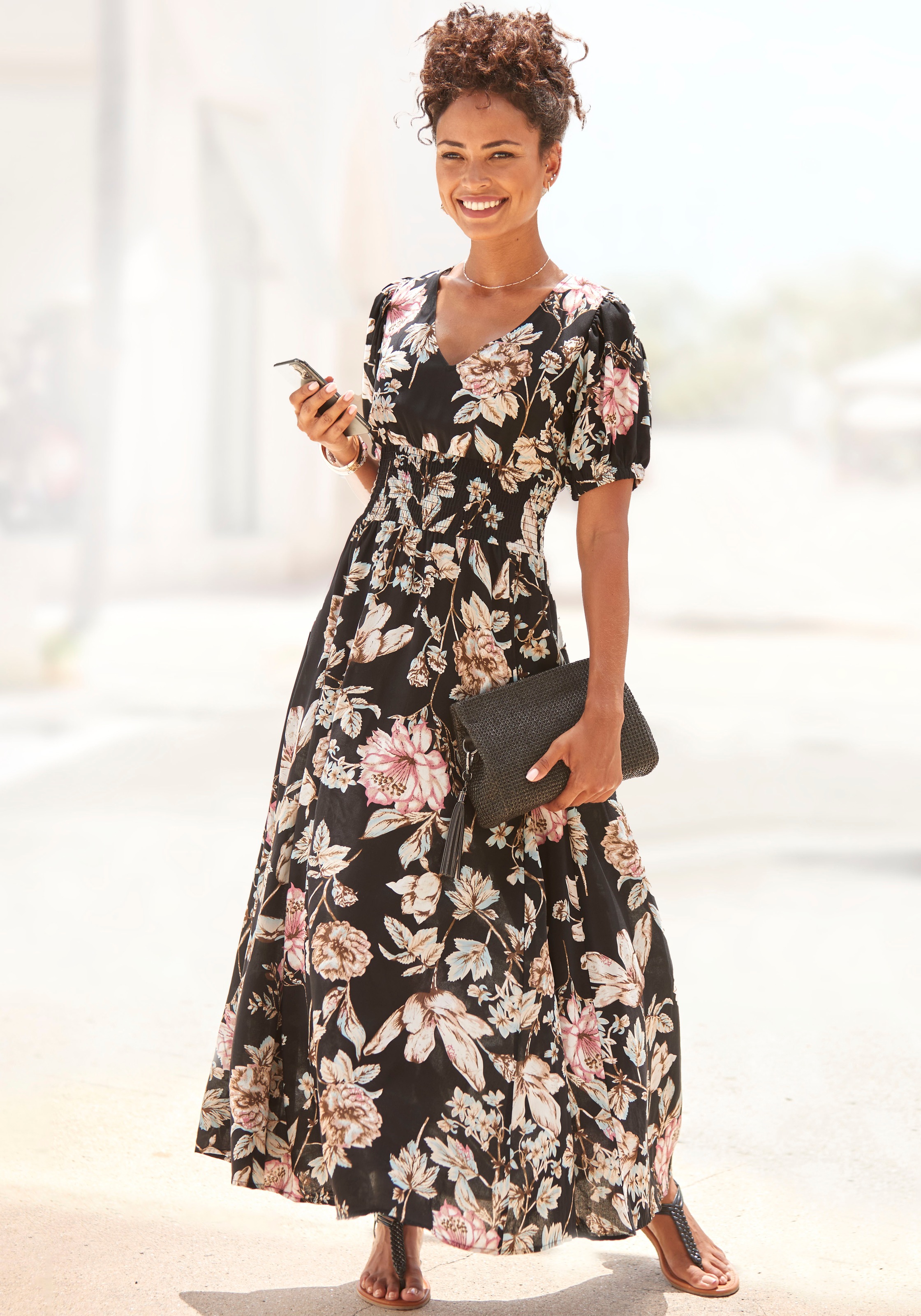 LASCANA Maxikleid, mit Blumendruck und leichten Puffärmeln, Sommerkleid, casual-elegant
