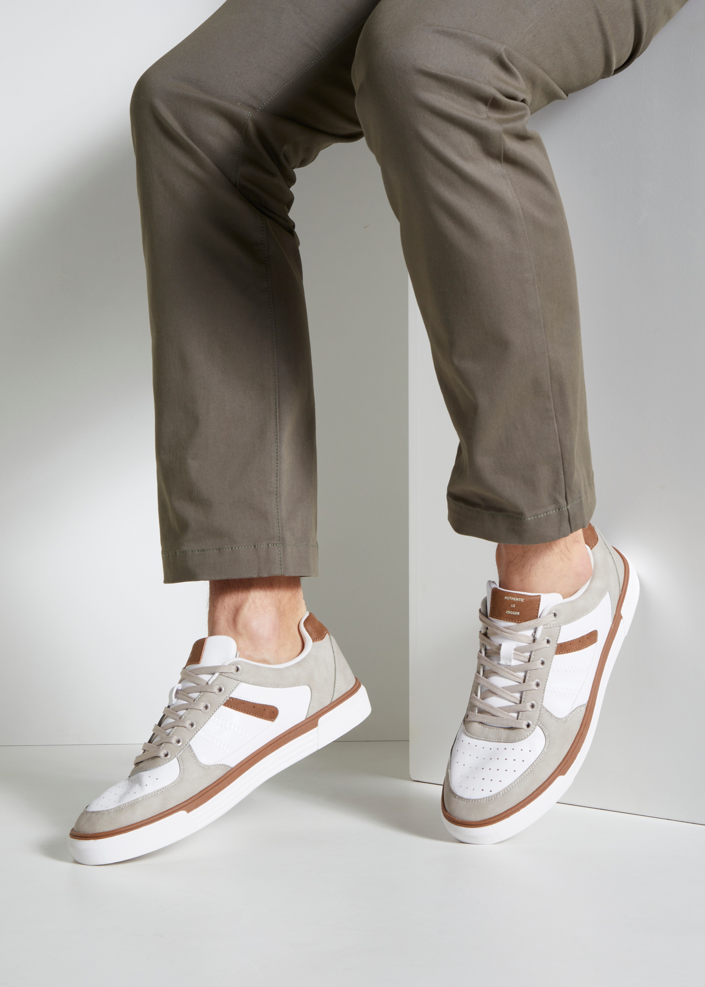 AUTHENTIC LE JOGGER Sneaker, mit Farb- & Materialmix, Schnürhalbschuhe, Freizeitschuhe, VEGAN