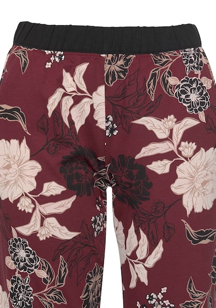 s.Oliver Pyjama, (2 tlg., 1 Stück), im Blumen-Dessin mit Streifen-Details