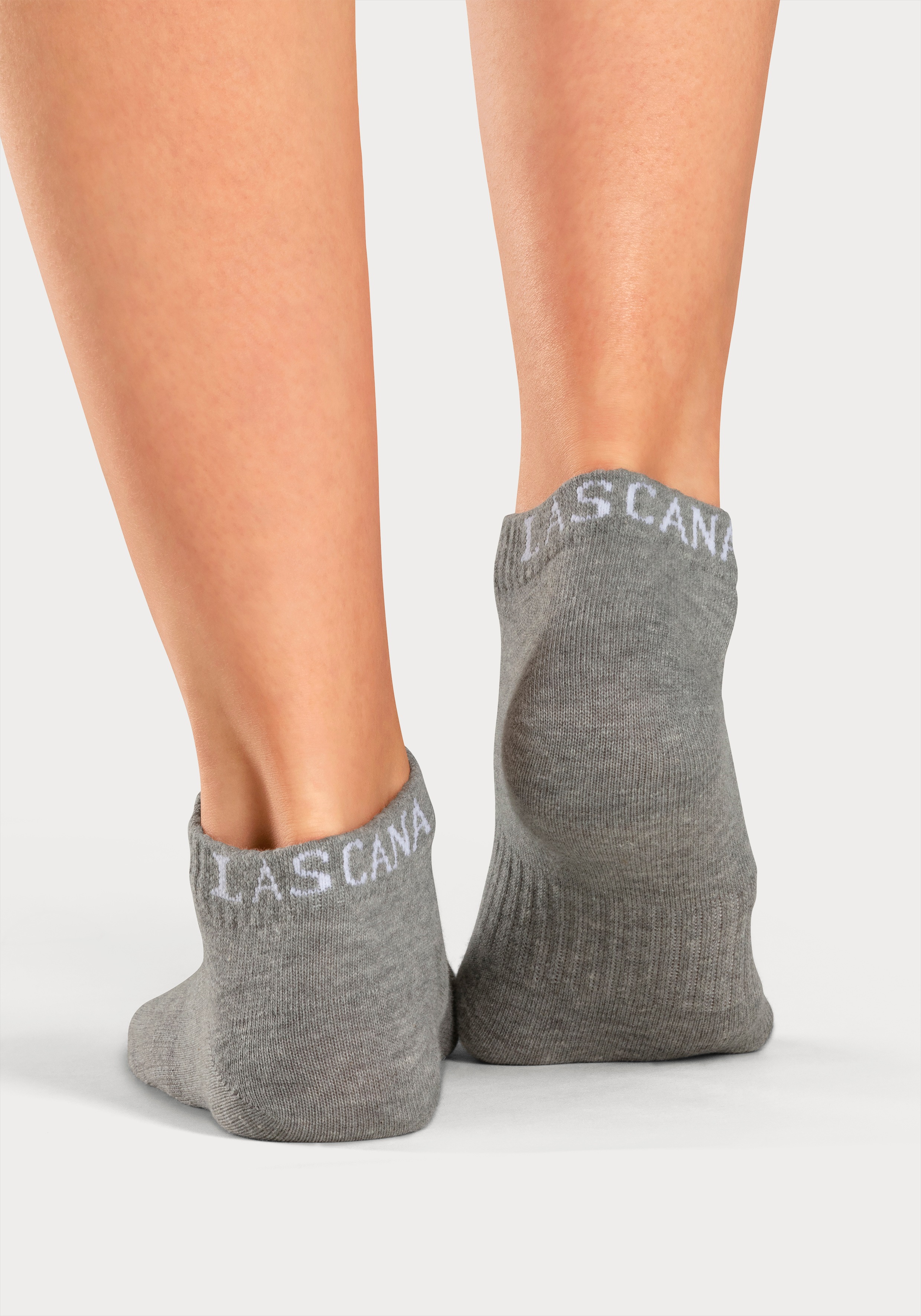 LASCANA ACTIVE Sneakersocken, (Set, 6 Paar), mit eingestricktem Marken Logo  » LASCANA | Acheter des mode balnéaire, des sous-vêtements et de la  lingerie en ligne