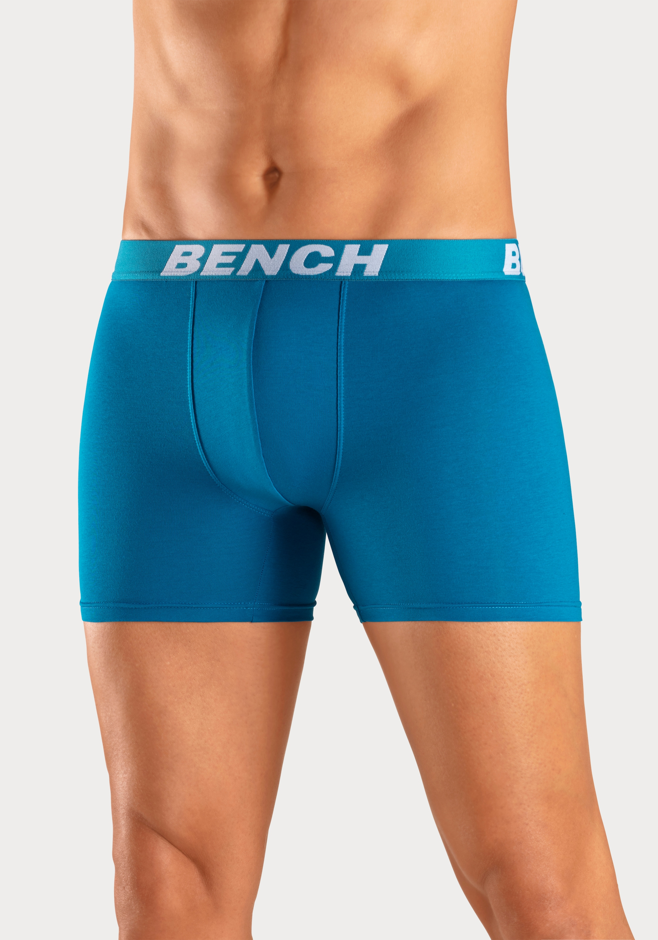 Bench. Boxer »Herren Boxershorts«, (Packung, 4 St.), mit längerer Beinform aus Baumwollmischung