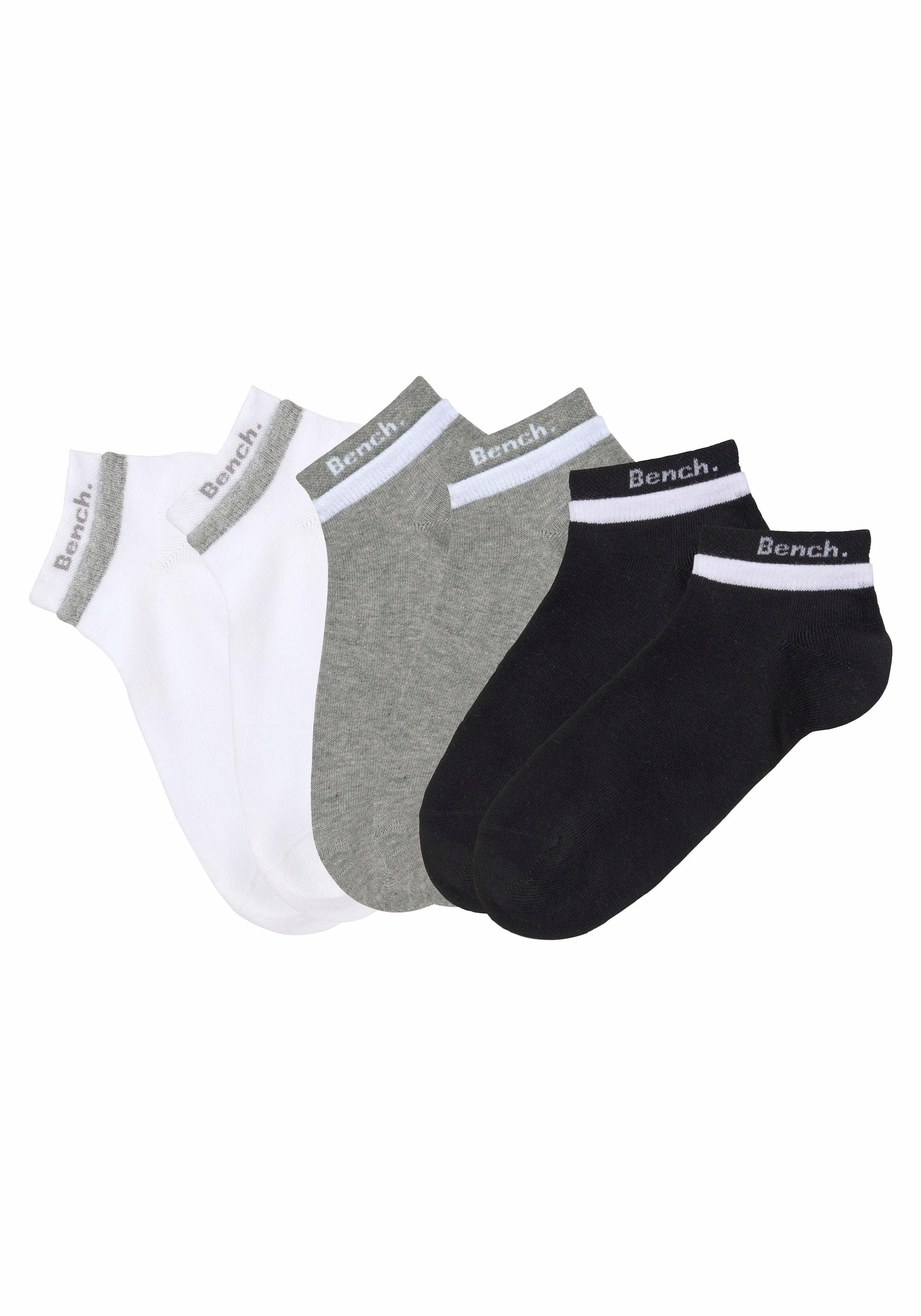 Kurzsocken in günstig Kaufen-Bench. Kurzsocken, (Set, 6 Paar), mit doppelten Bündchen. Bench. Kurzsocken, (Set, 6 Paar), mit doppelten Bündchen <![CDATA[Der praktischen 6er-Pack von BENCH. ist mit eingestricktem Schriftzug und doppelten Bündchen. Die hochwertige Qualität 