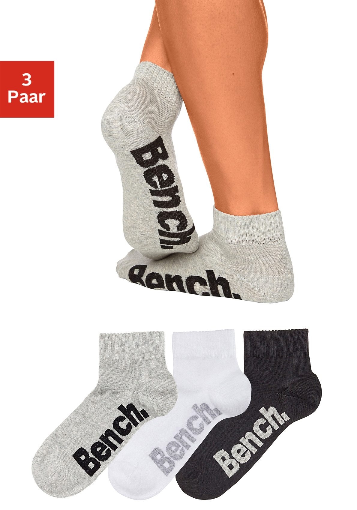 Bench günstig Kaufen-Bench. Kurzsocken, (Set, 3 Paar). Bench. Kurzsocken, (Set, 3 Paar) <![CDATA[Sportive Herren-Kurzsocken im Mehrfachpack von Bench. Grosses Bench-Logo. Kurzsocken enden auf Knöchelhöhe. Sehr gut geeignet für Sneaker und Sportschuhe. In melierten Jeanstö