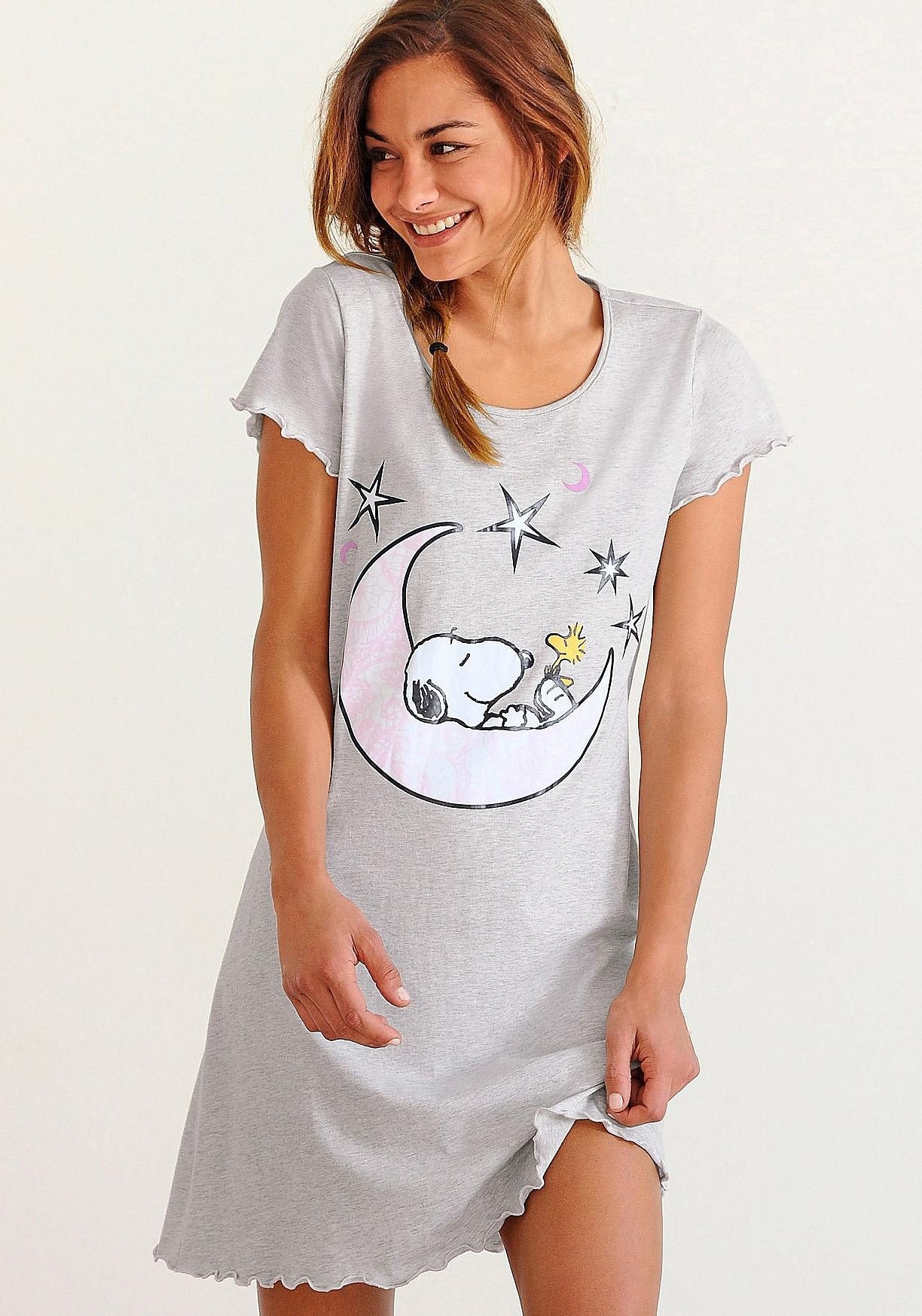 Baumwolle Single günstig Kaufen-Peanuts Nachthemd, mit Snoopy-Print und Kräuselsäumen. Peanuts Nachthemd, mit Snoopy-Print und Kräuselsäumen <![CDATA[Mit Kräuselsäumen. Grosser Frontdruck. Weicher Single-Jersey aus 100% Baumwolle.]]>. 
